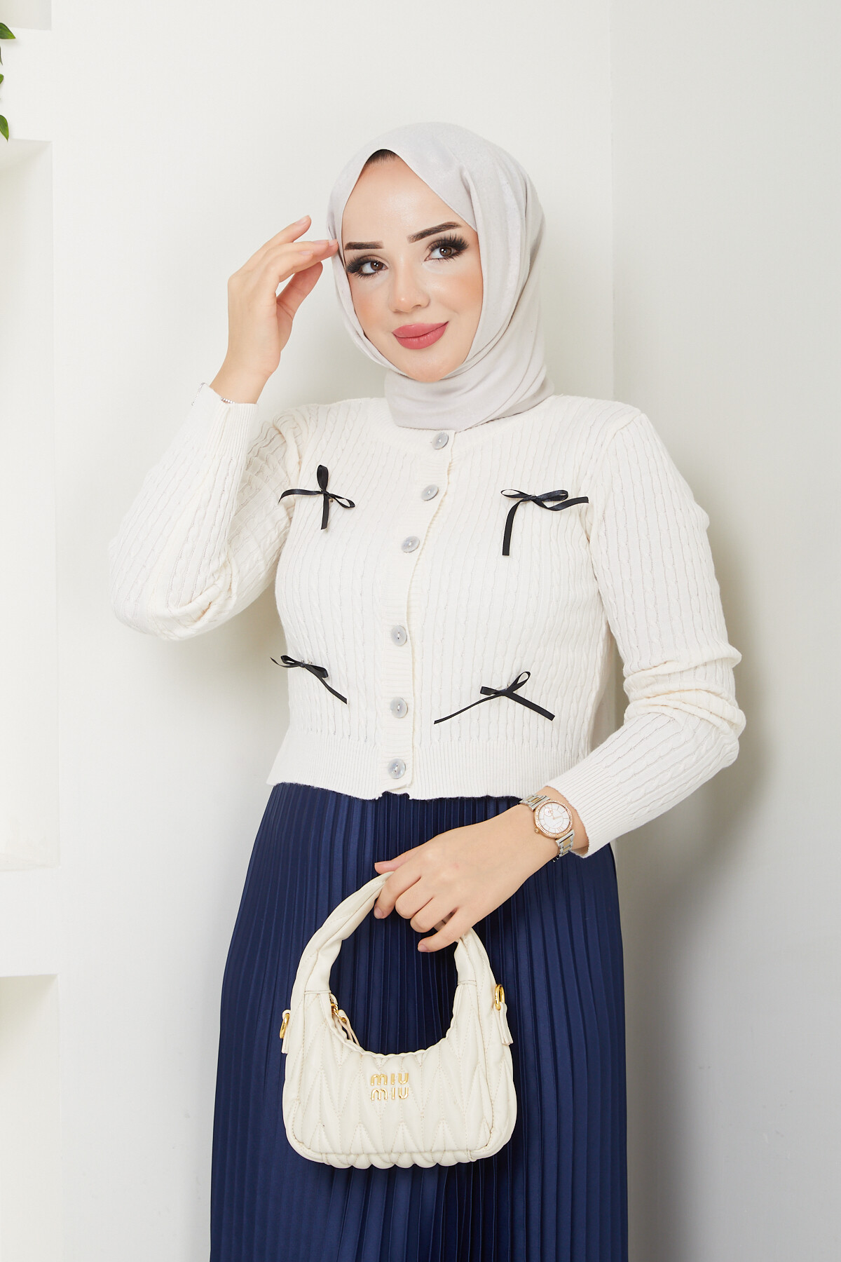 KURDELELİ CROP HIRKA-KREM