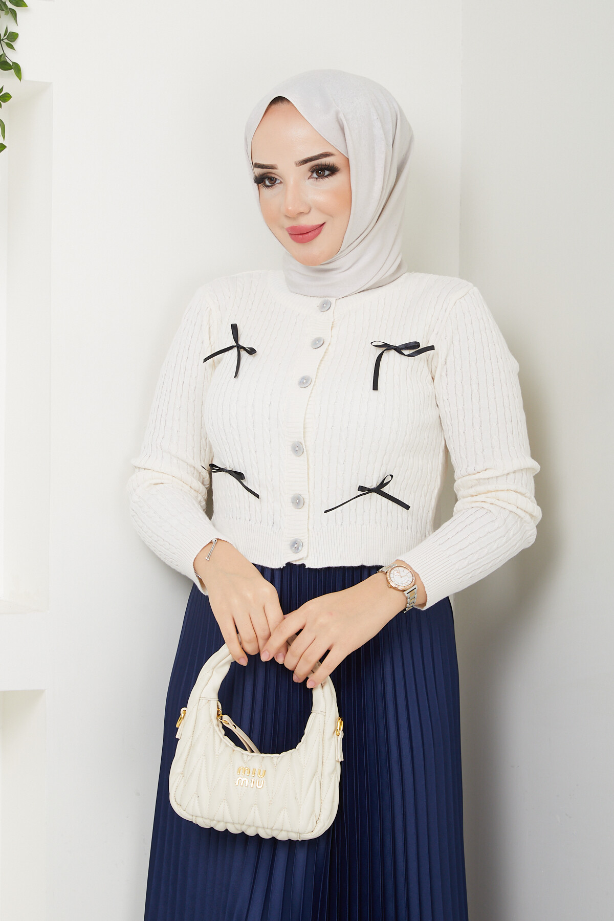 KURDELELİ CROP HIRKA-KREM