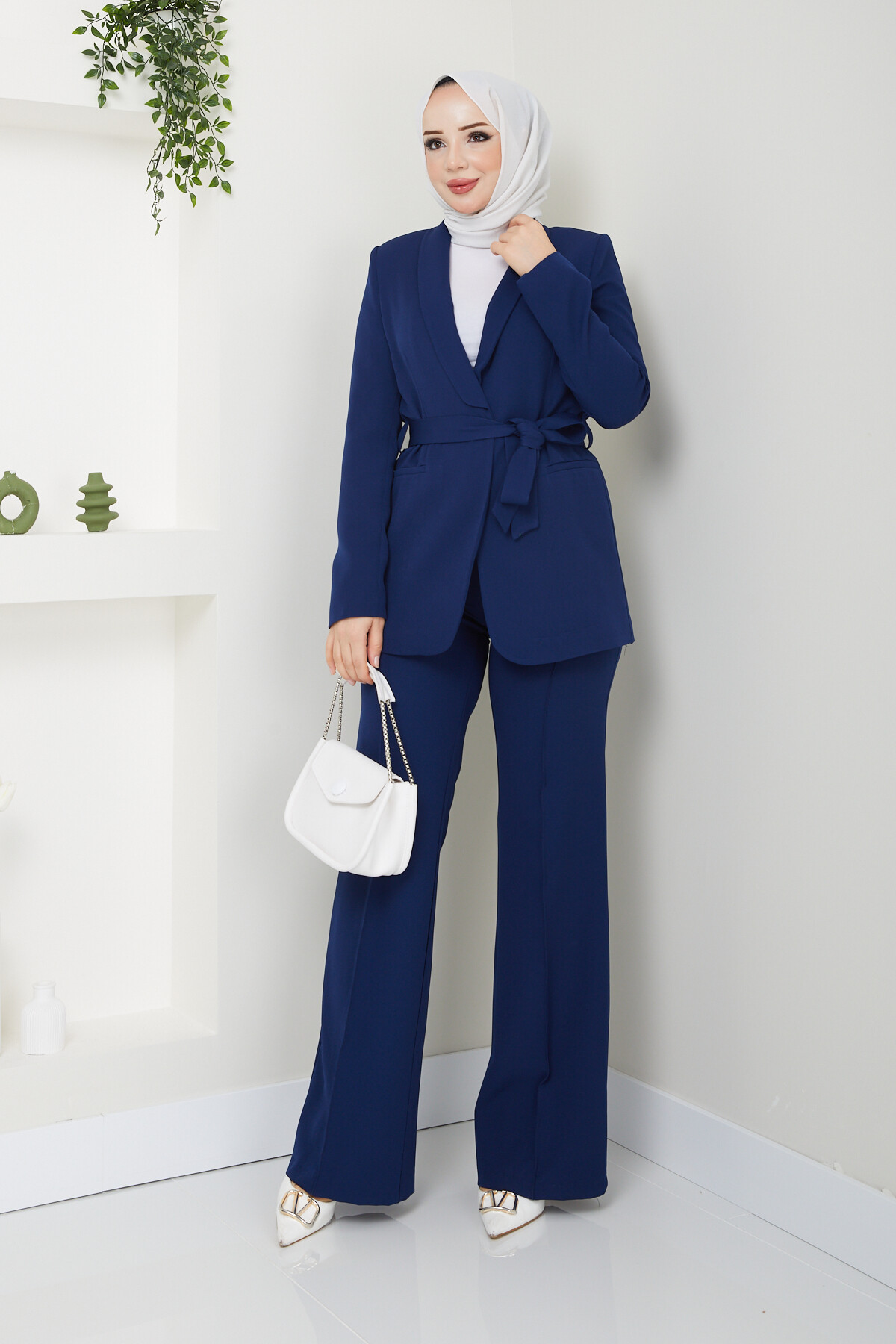 KUŞAKLI BLAZER CEKET TAKIM-LACİVERT