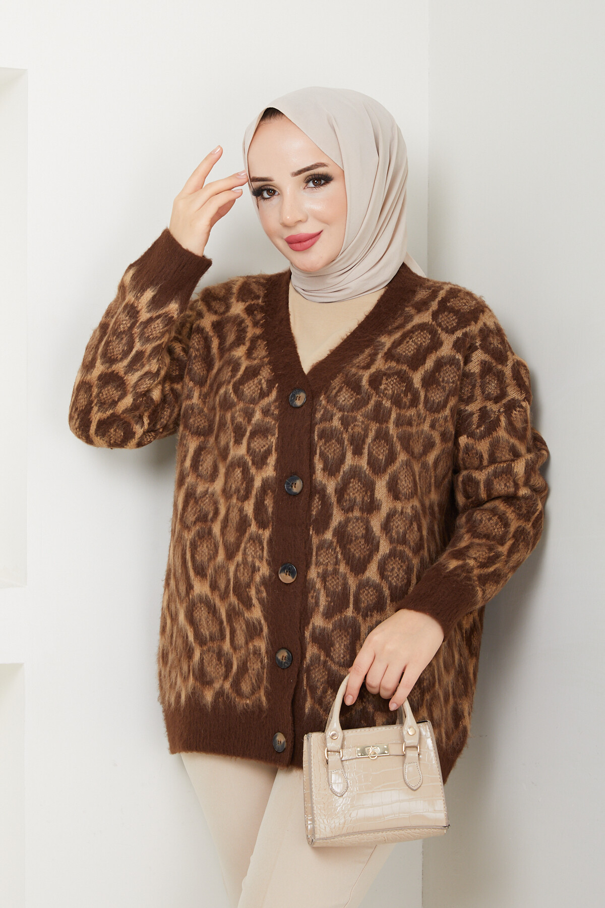 LEOPAR DESEN OVERSİZE HIRKA-ACI KAHVE