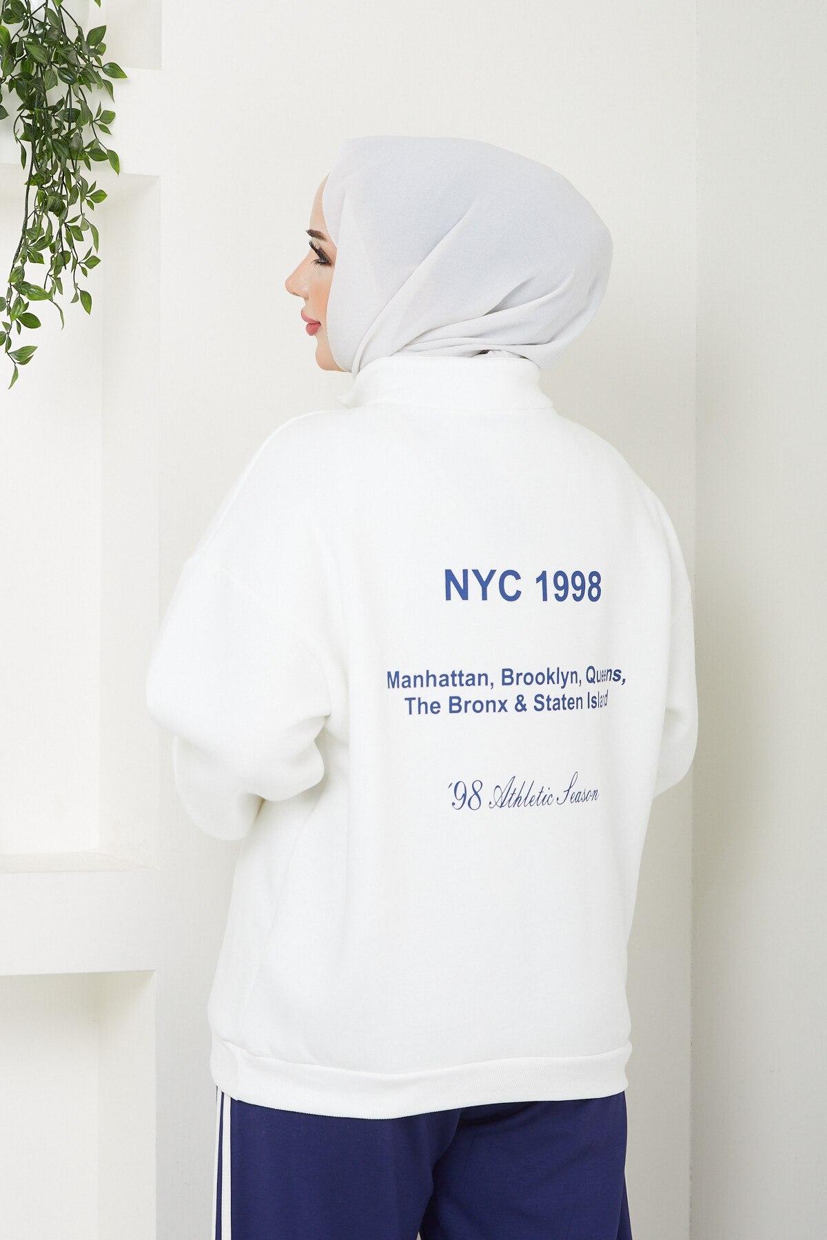 NYC YARIM FERMUARLI SWEAT-BEYAZ