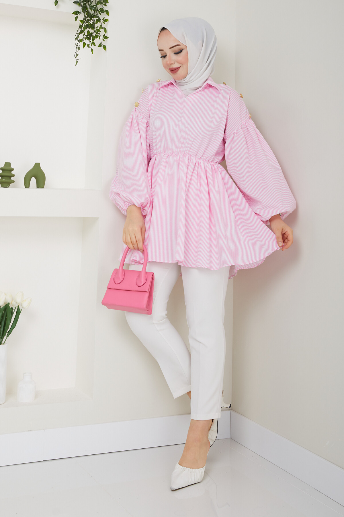 OMUZ DÜĞMELİ ÇİZGİLİ TUNİK-PEMBE