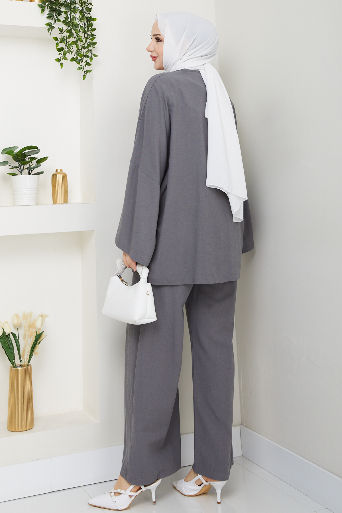 BAĞCIK VE DÜĞME DETAY KETEN TAKIM - GRİ