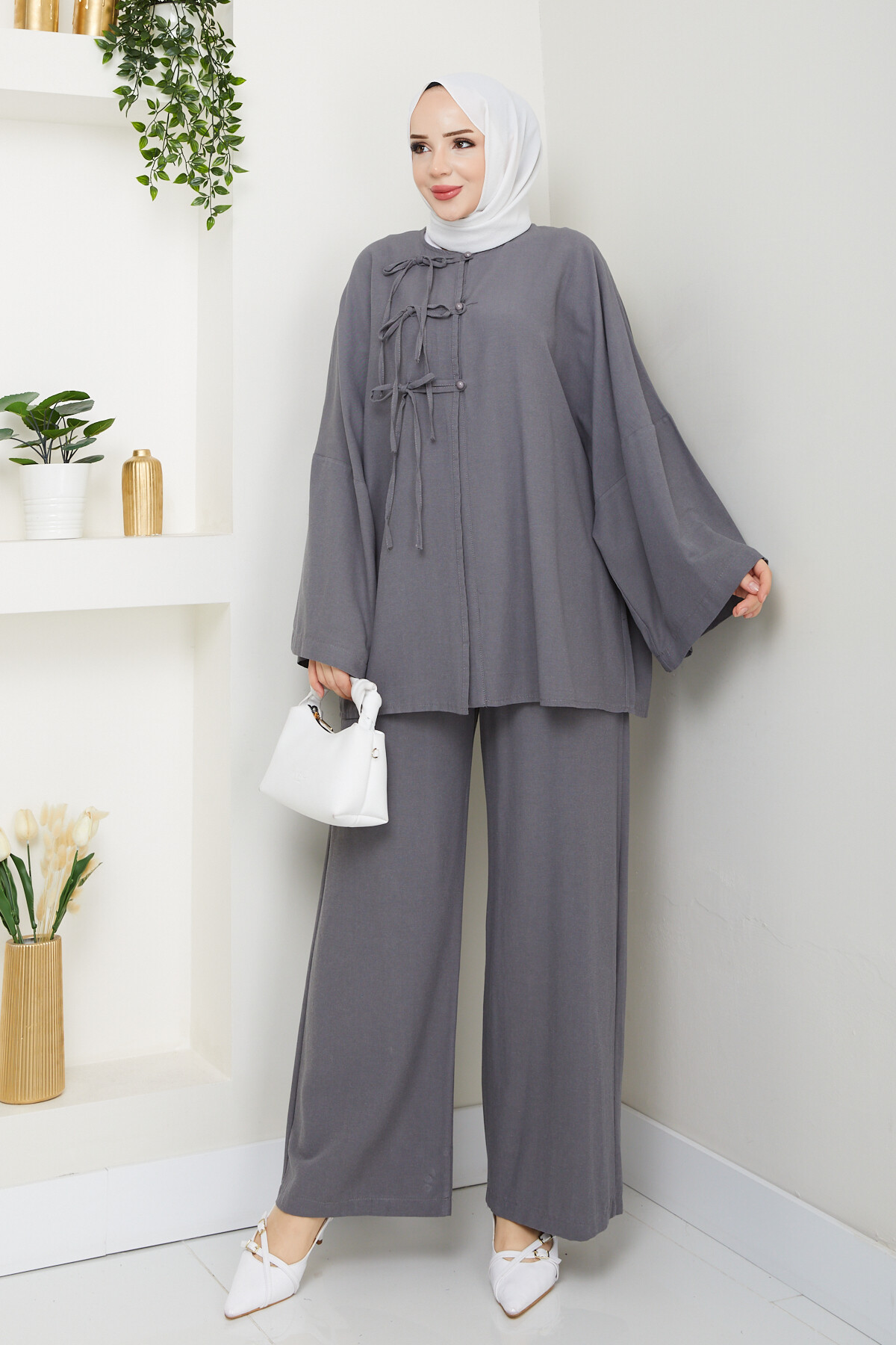 BAĞCIK VE DÜĞME DETAY KETEN TAKIM - GRİ