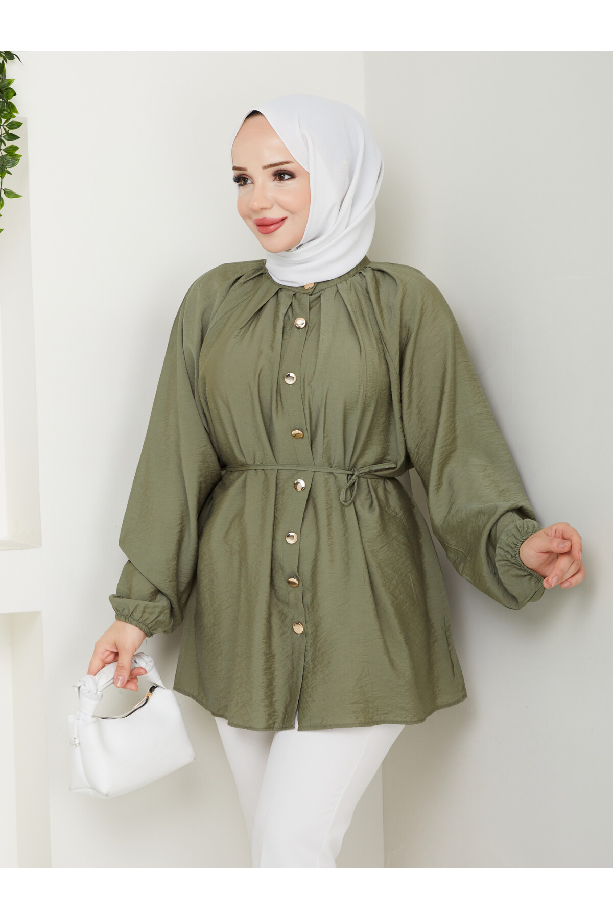 BALON KOL GOLD DÜĞME GÖMLEK-YEŞİL