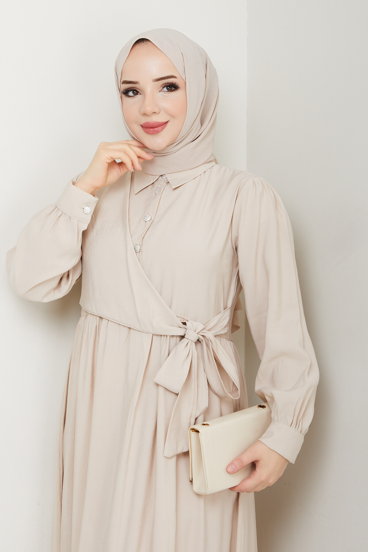 BOLEROLU ELMAS DÜĞMELİ ELBİSE-KREM