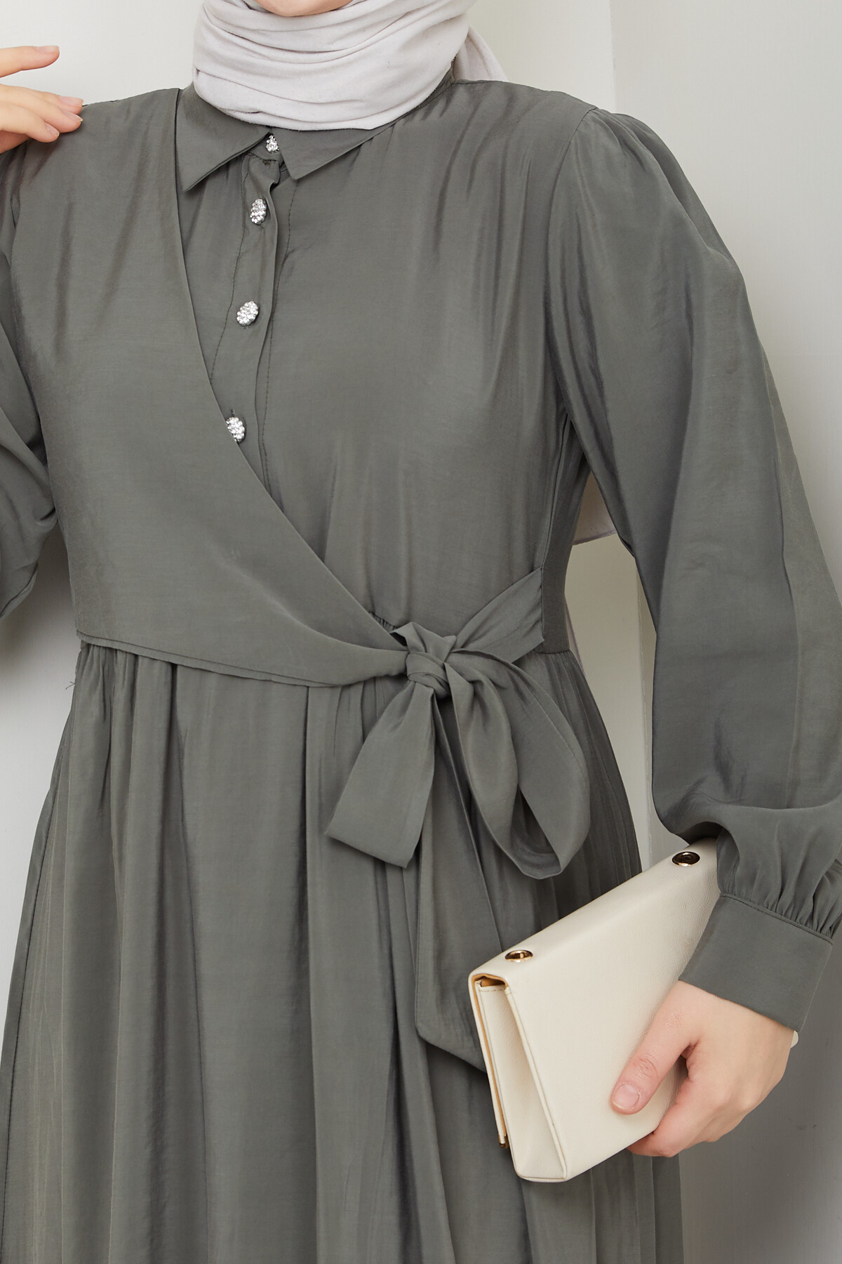 BOLEROLU ELMAS DÜĞMELİ ELBİSE-YEŞİL