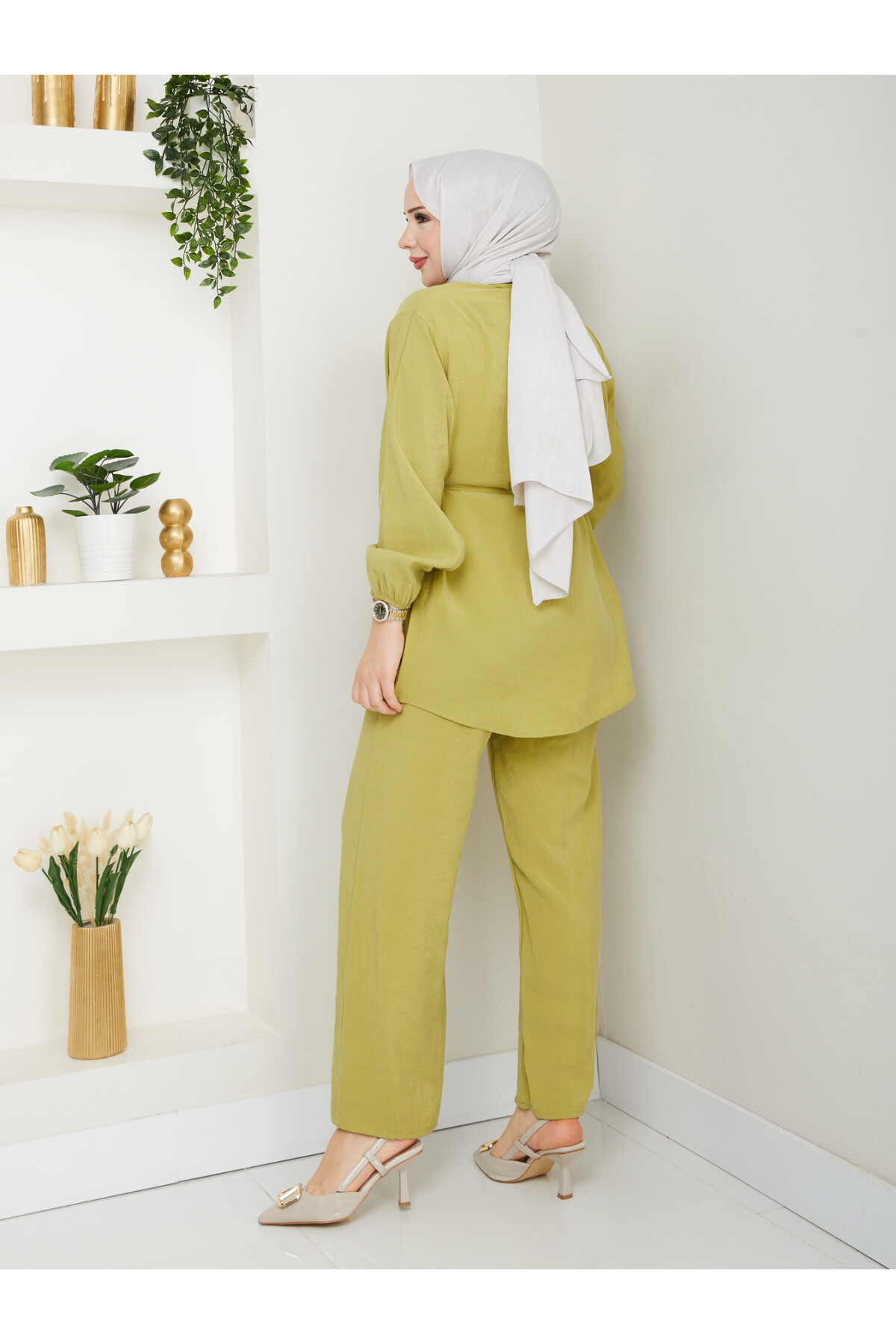 BOLEROLU GOLD DÜĞMELİ TAKIM-YAĞ YEŞİLİ