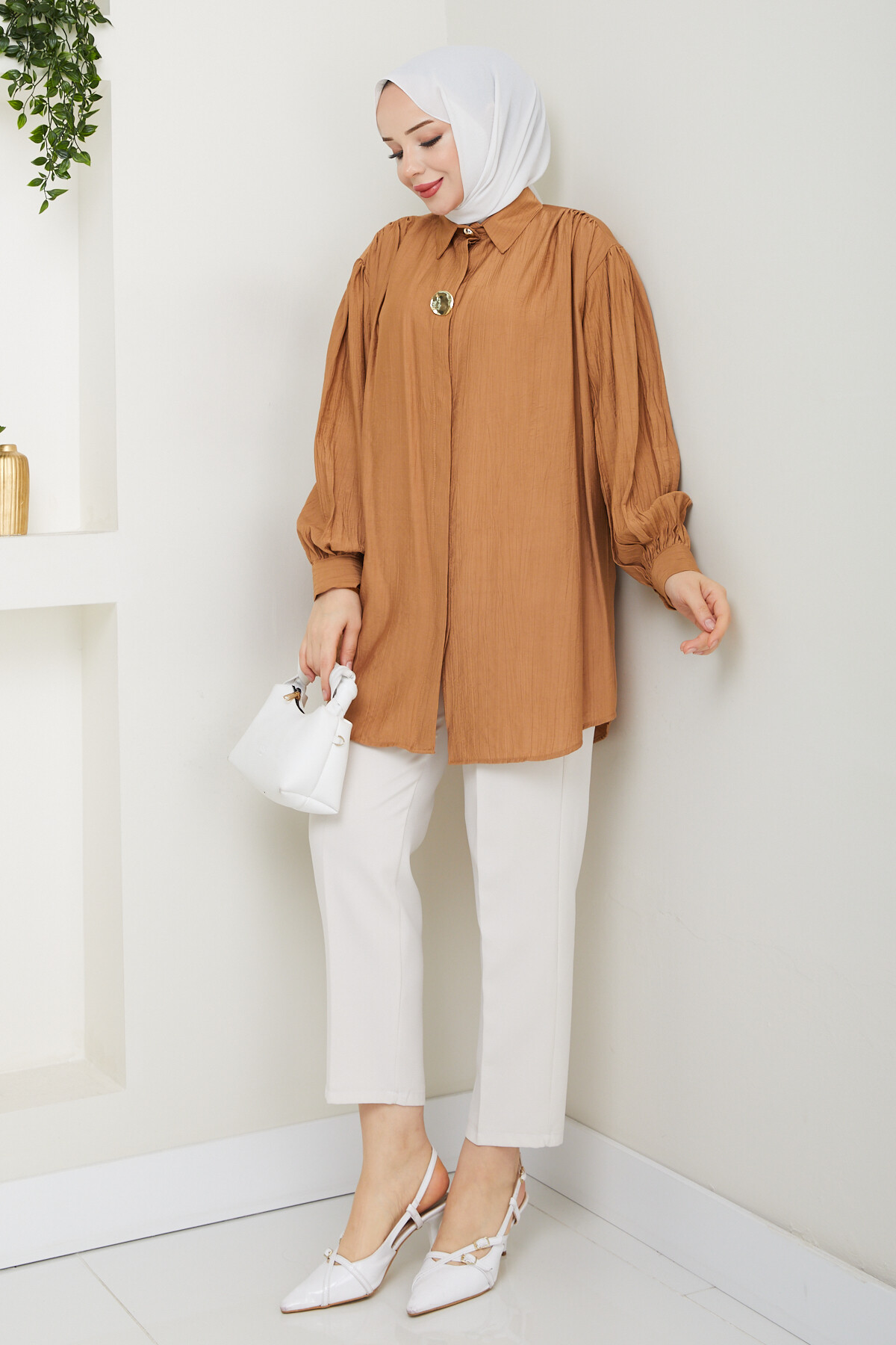 BROŞ DÜĞME DETAY GÖMLEK-KİREMİT