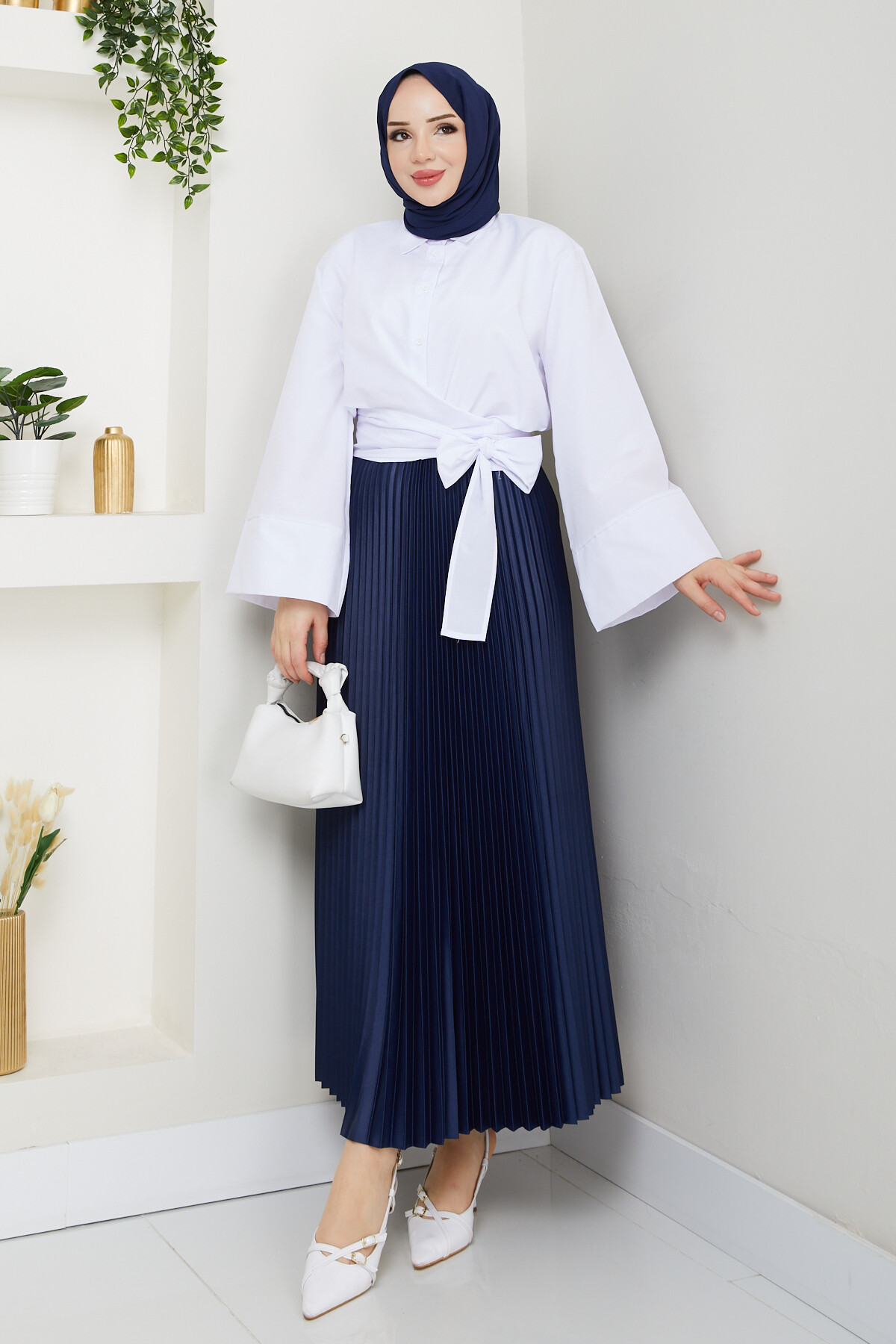 ÇAPRAZ BAĞLAMALI CROP ETEK KOMBİN-BEYAZ