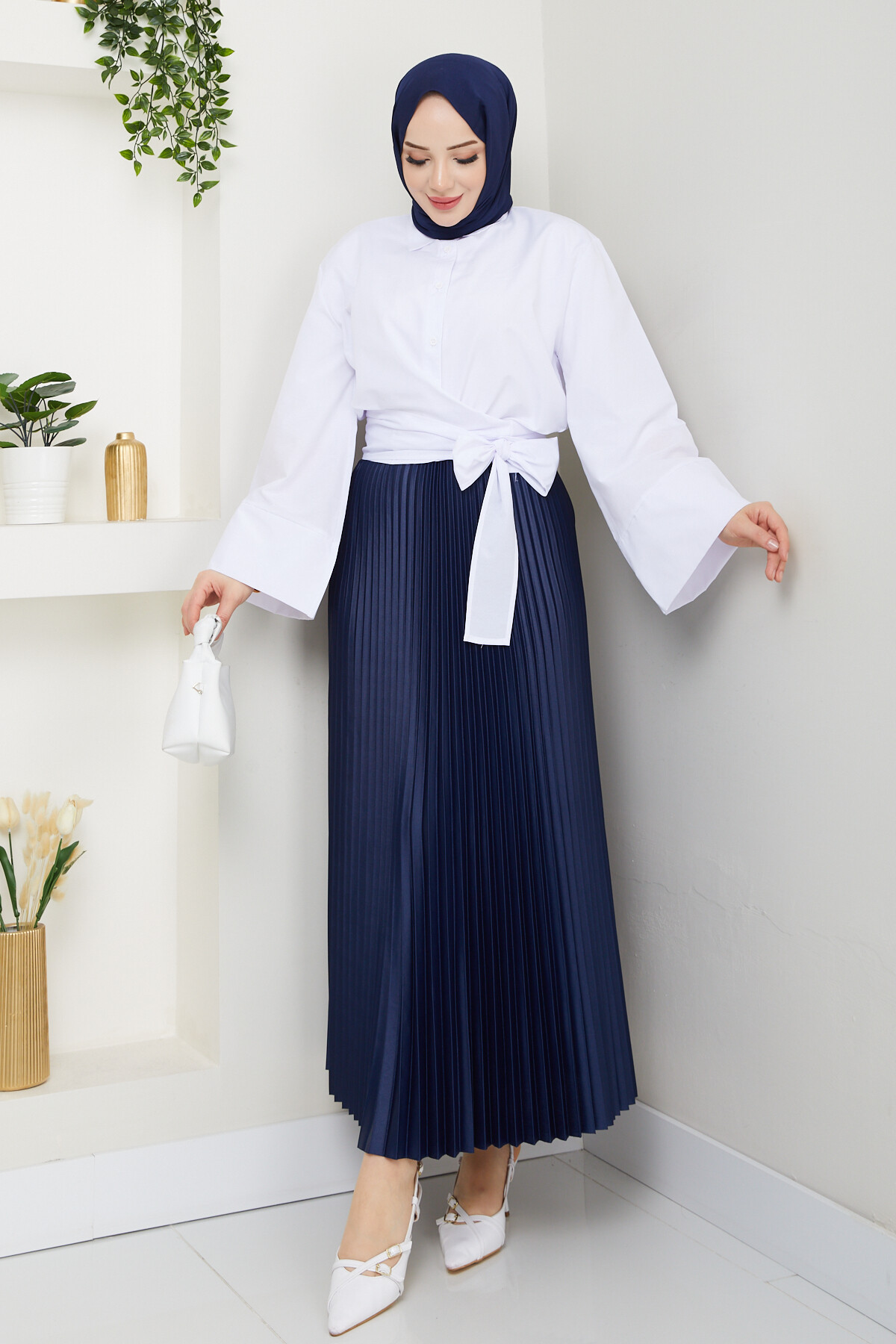 ÇAPRAZ BAĞLAMALI CROP ETEK KOMBİN-BEYAZ