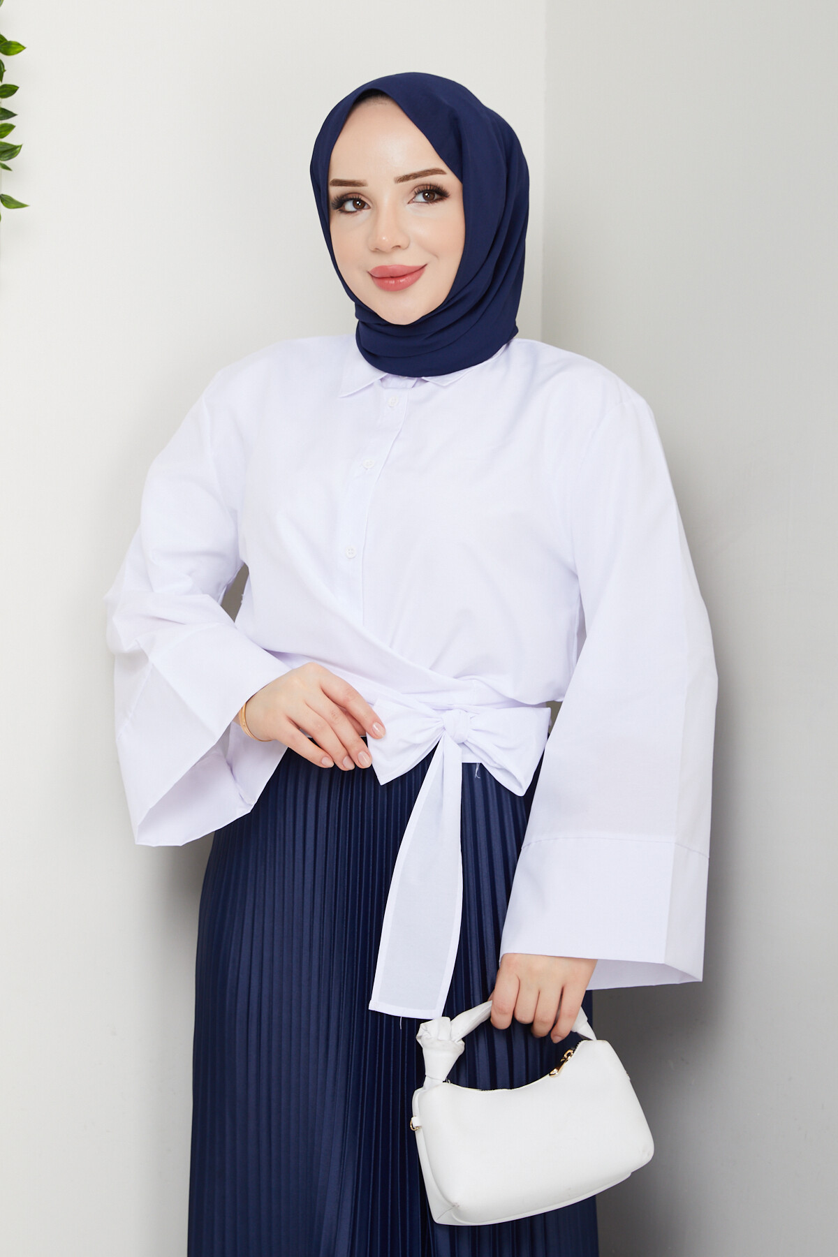 ÇAPRAZ BAĞLAMALI CROP ETEK KOMBİN-BEYAZ