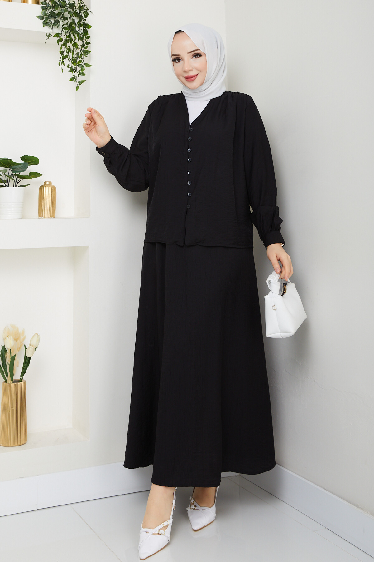 ÇİLEK DÜĞMELİ ETEKLİ TAKIM-SİYAH