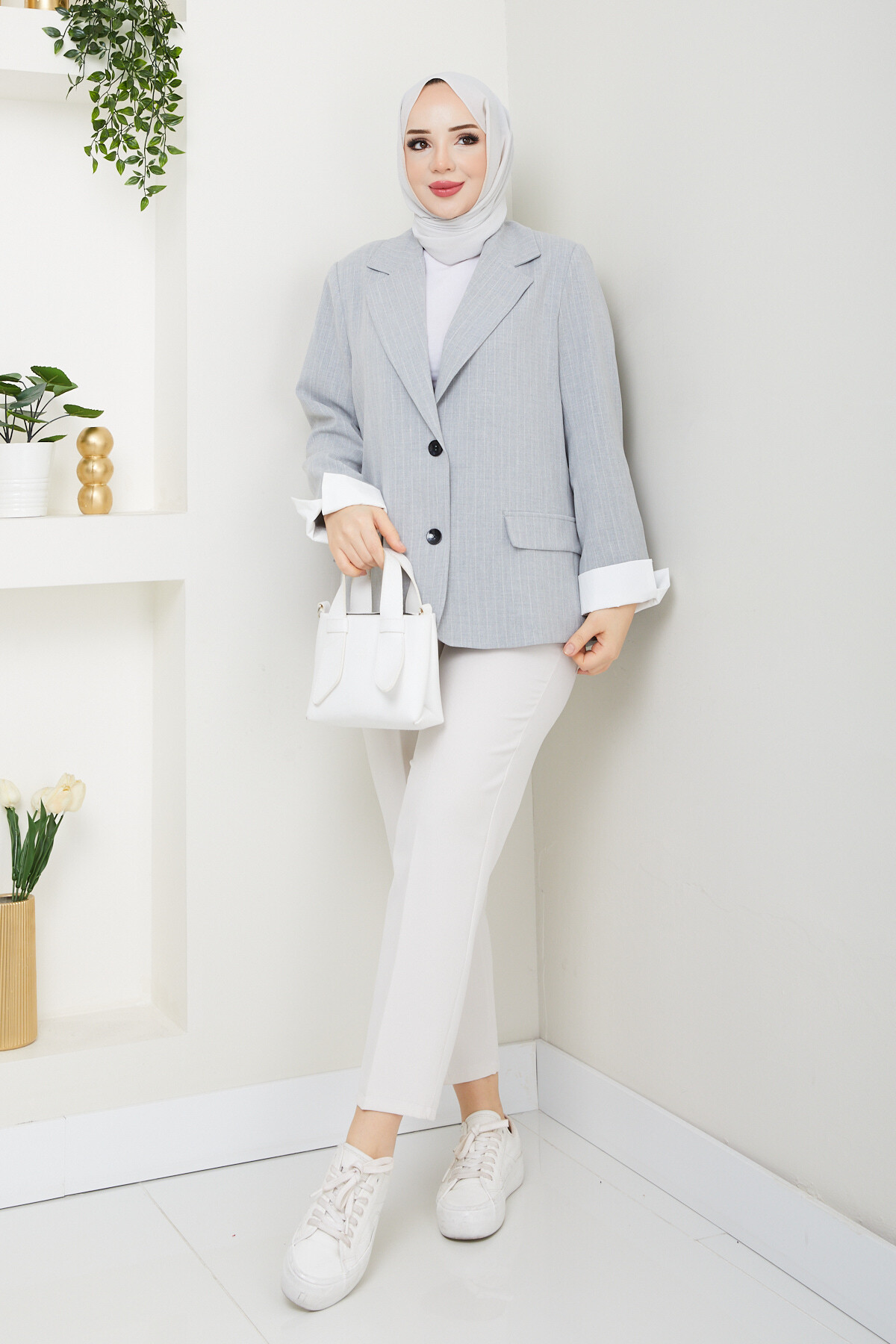 ÇİZGİLİ KOLLARI BEYAZ MANŞET CEKET - GRİ