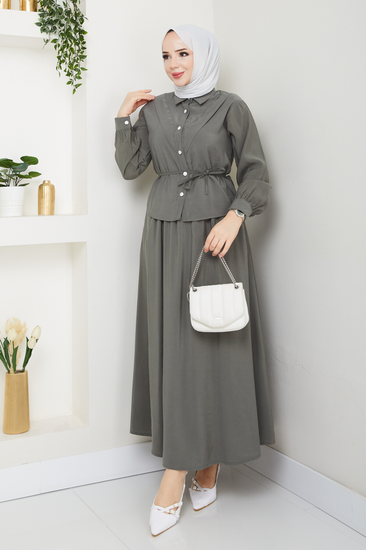 ELMAS DÜĞMELİ ETEKLİ TAKIM-HAKİ