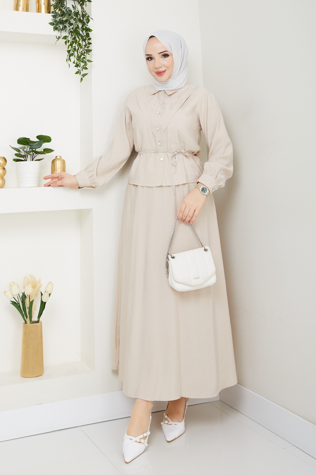 ELMAS DÜĞMELİ ETEKLİ TAKIM-KREM