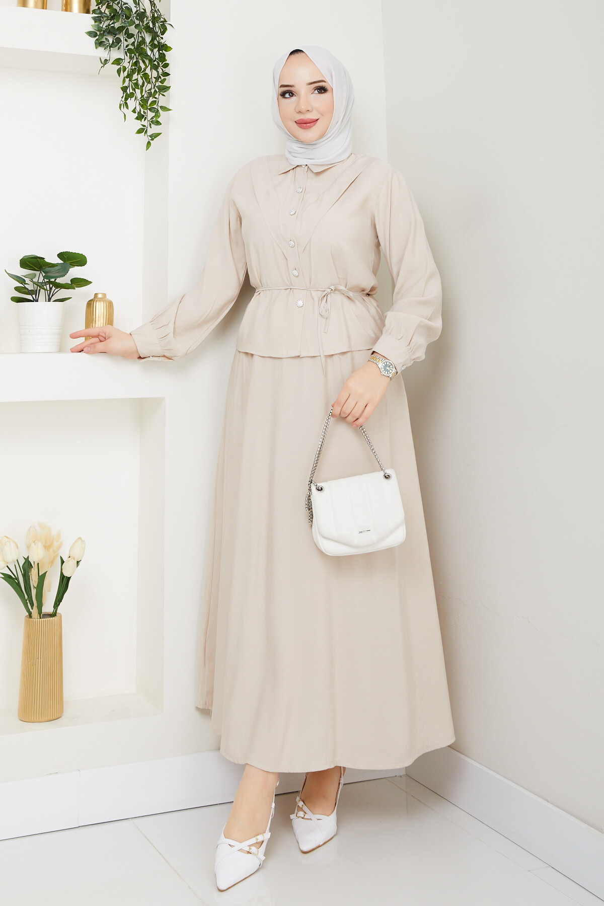 ELMAS DÜĞMELİ ETEKLİ TAKIM-KREM