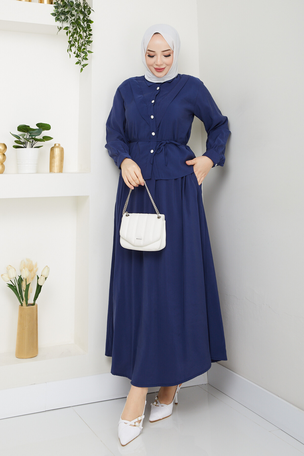 ELMAS DÜĞMELİ ETEKLİ TAKIM-LACİVERT