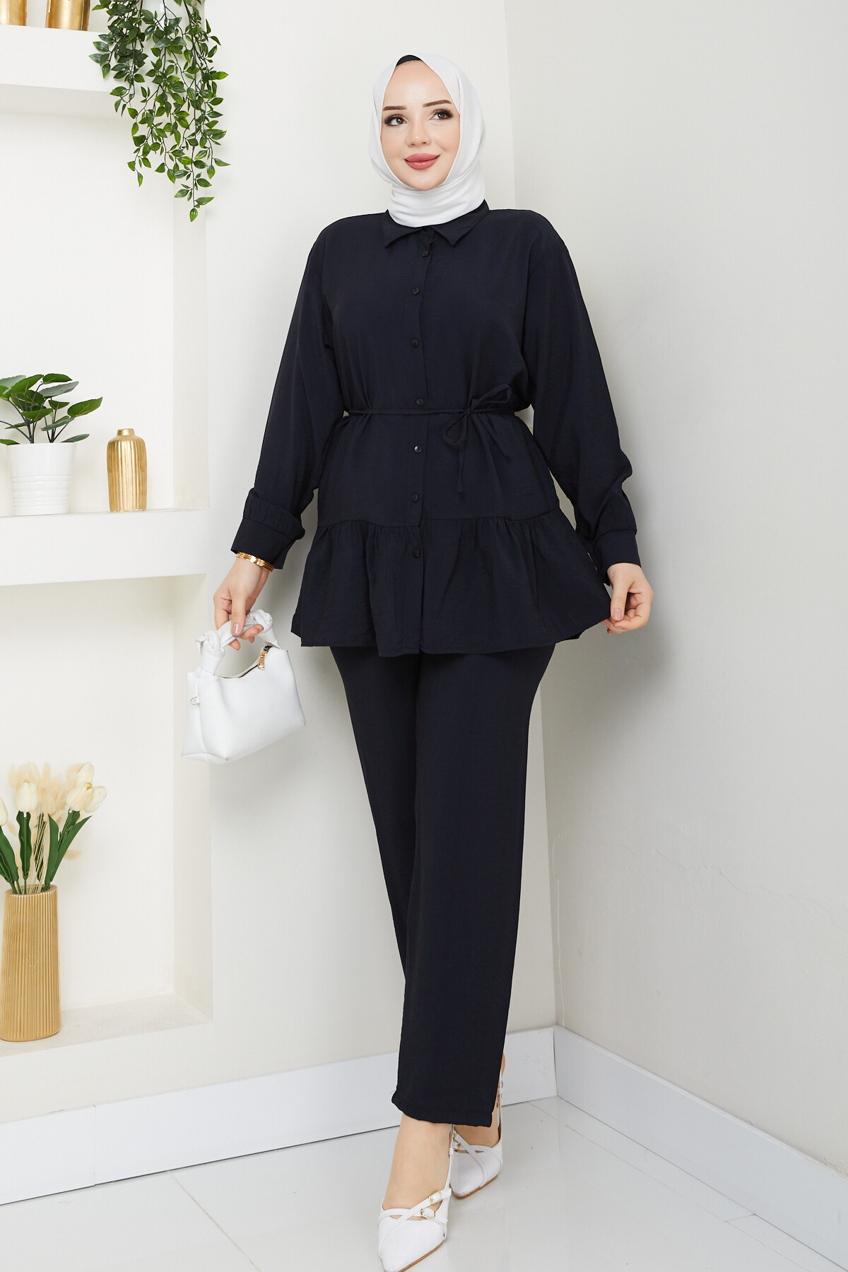 ETEK BÜZGÜ DETAY PANTOLONLU TAKIM- SİYAH