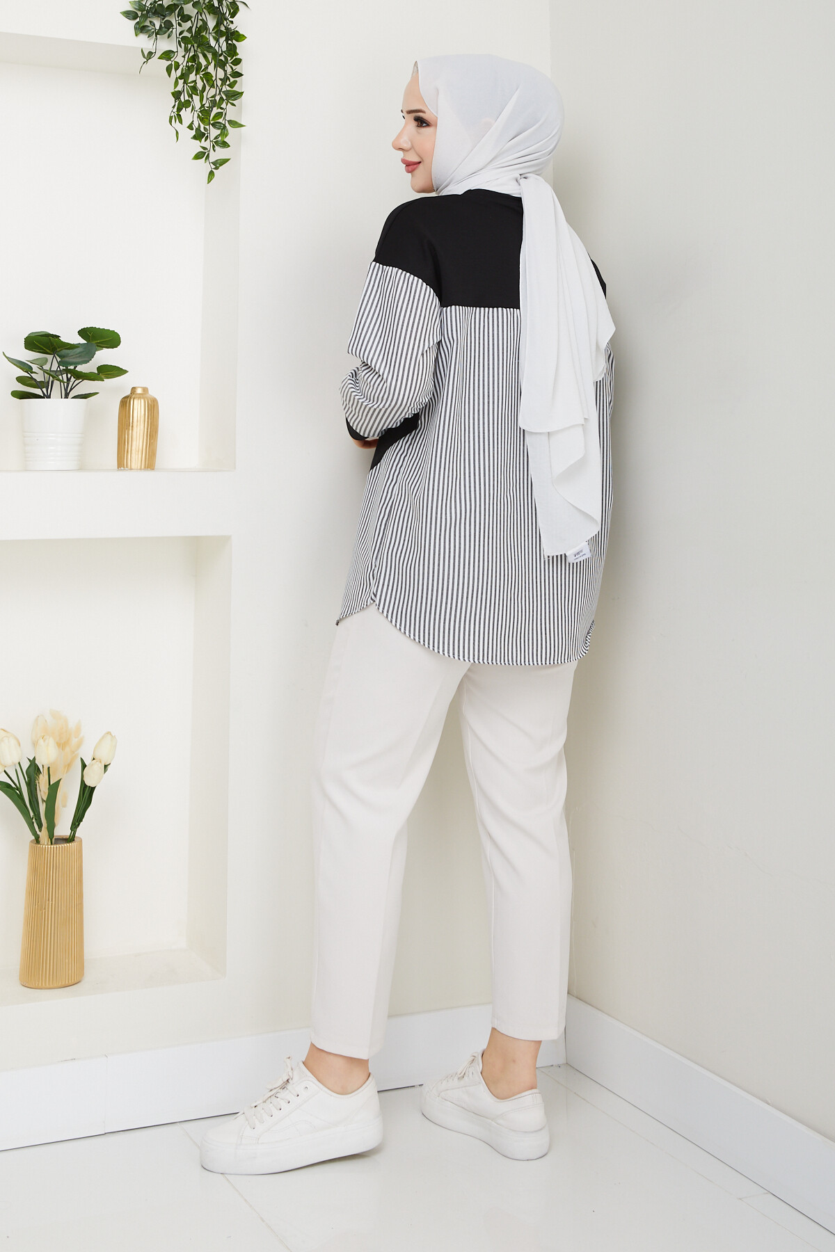 GARNİLİ CROP TUNİK-SİYAH