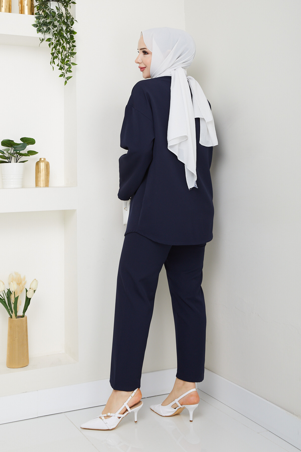 İKİ BAĞCIKLI PANTOLONLU TAKIM-LACİVERT