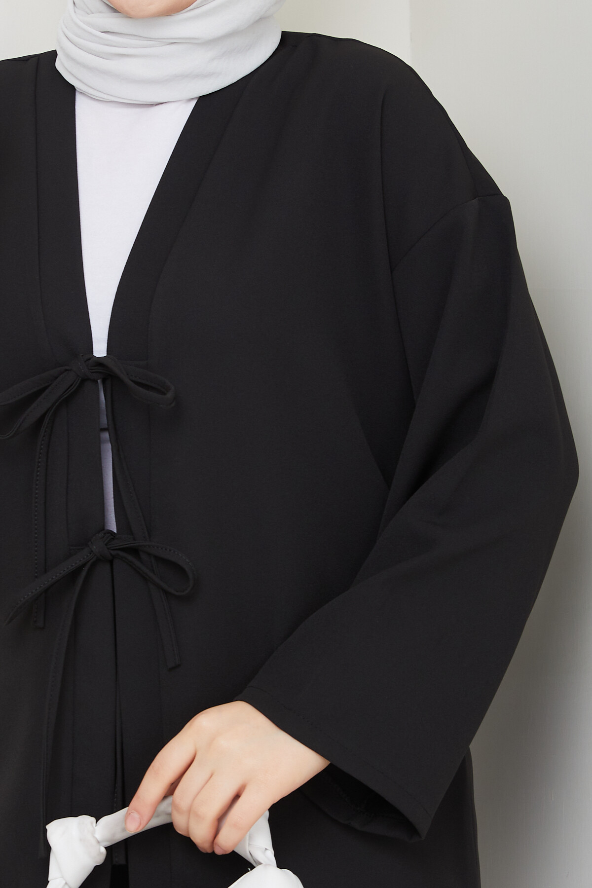 İKİ BAĞCIKLI PANTOLONLU TAKIM-SİYAH