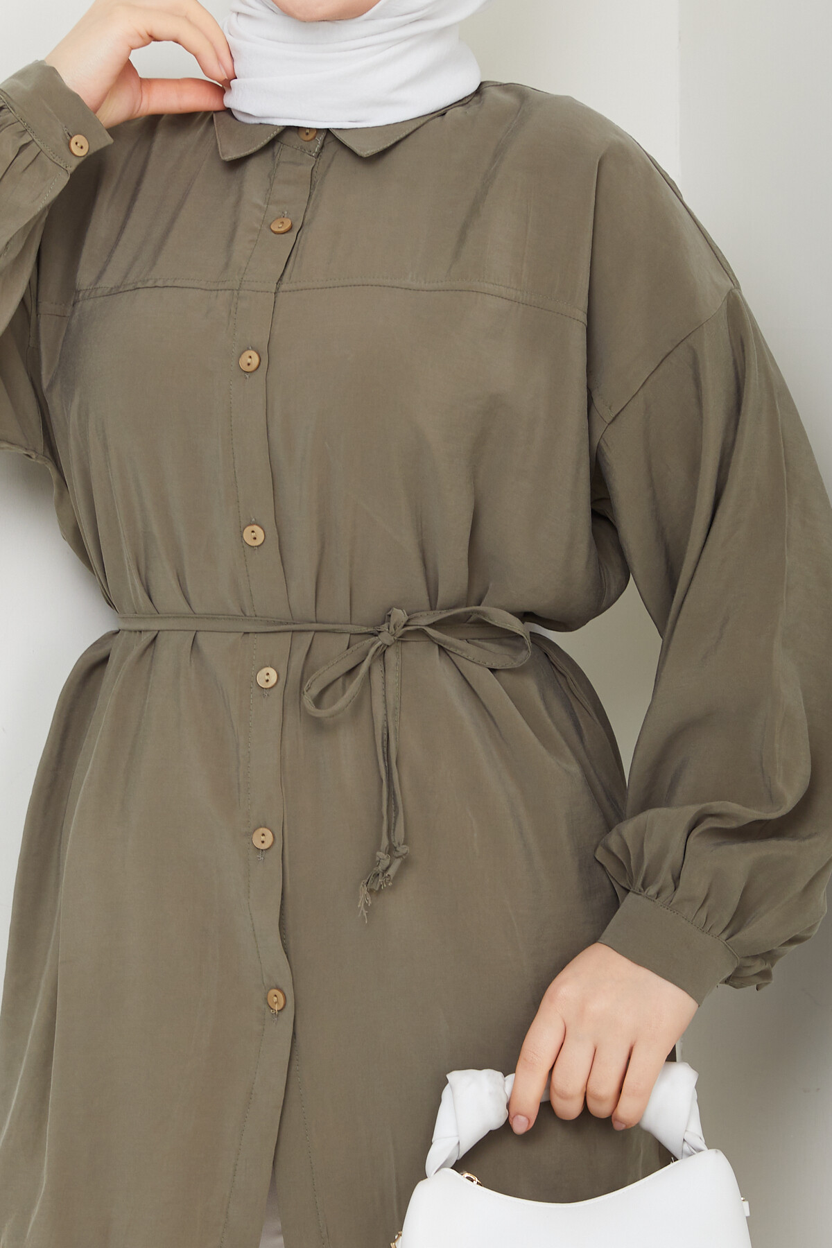 İP BAĞLAMALI MODAL GÖMLEK-HAKİ