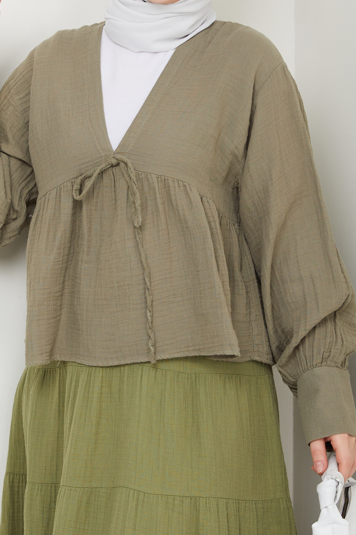 İP DETAY BLUZ ETEK KOMBİN-HAKİ