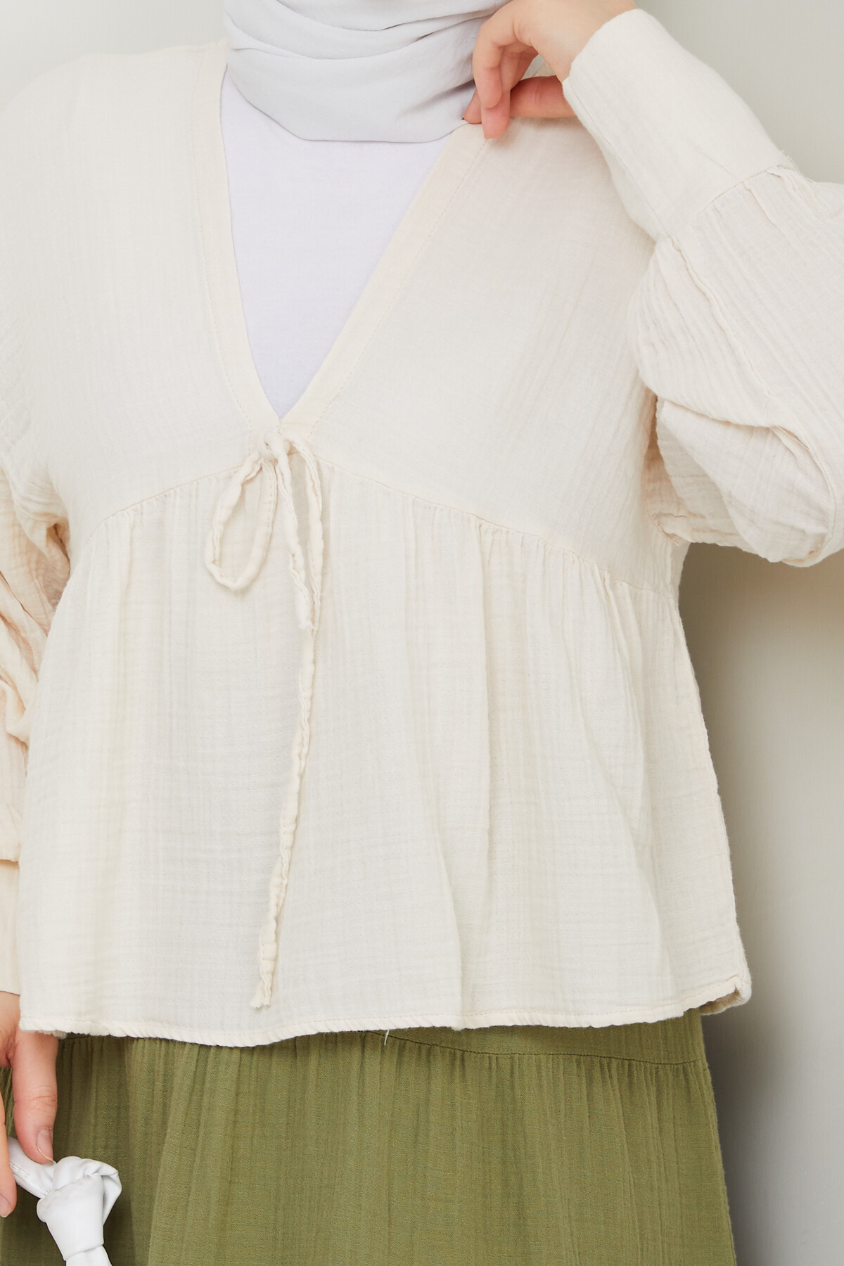 İP DETAY BLUZ ETEK KOMBİN-TAŞ RENGİ