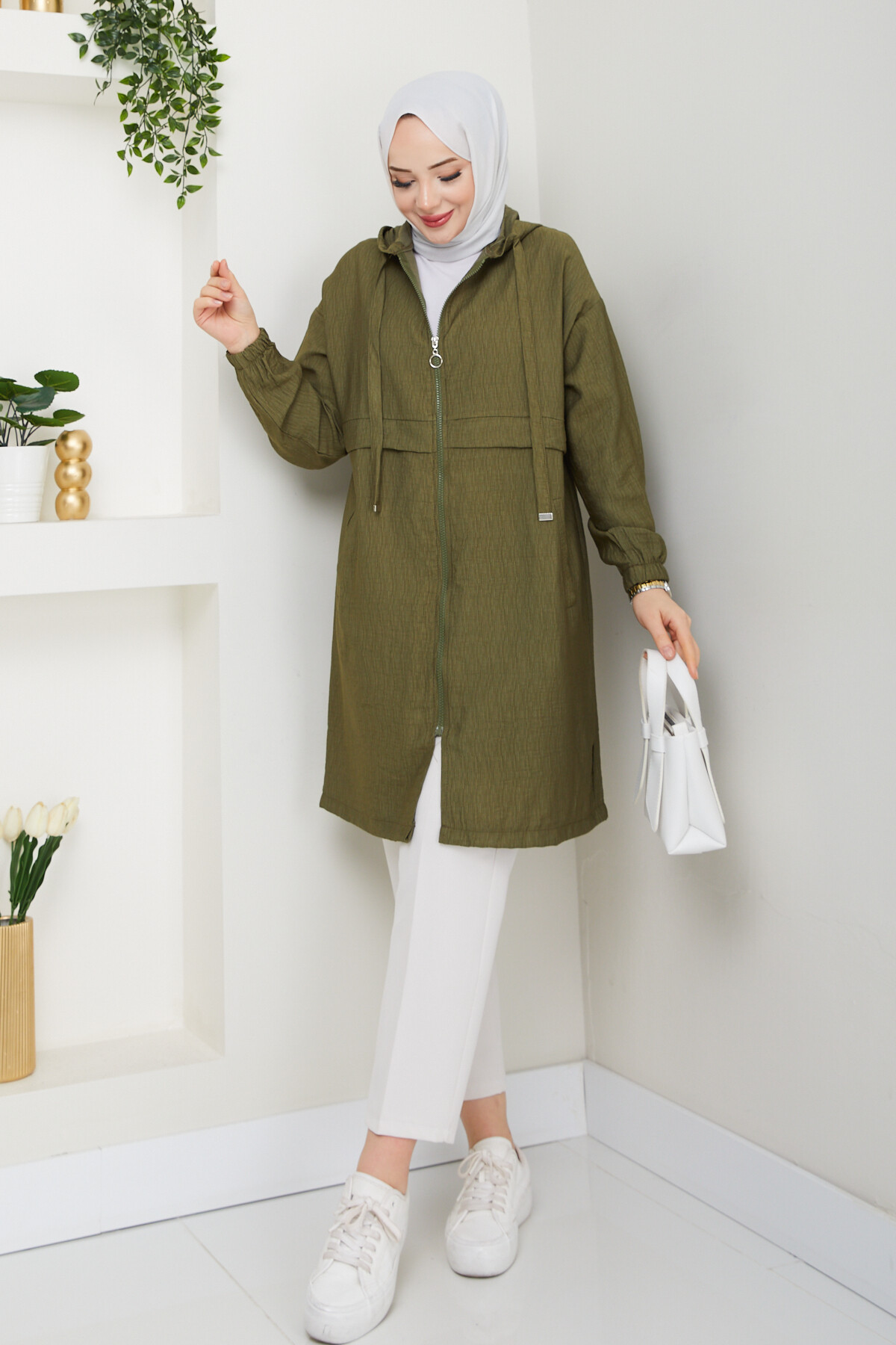 KAPŞONLU FERMUARLI KAP-HAKİ