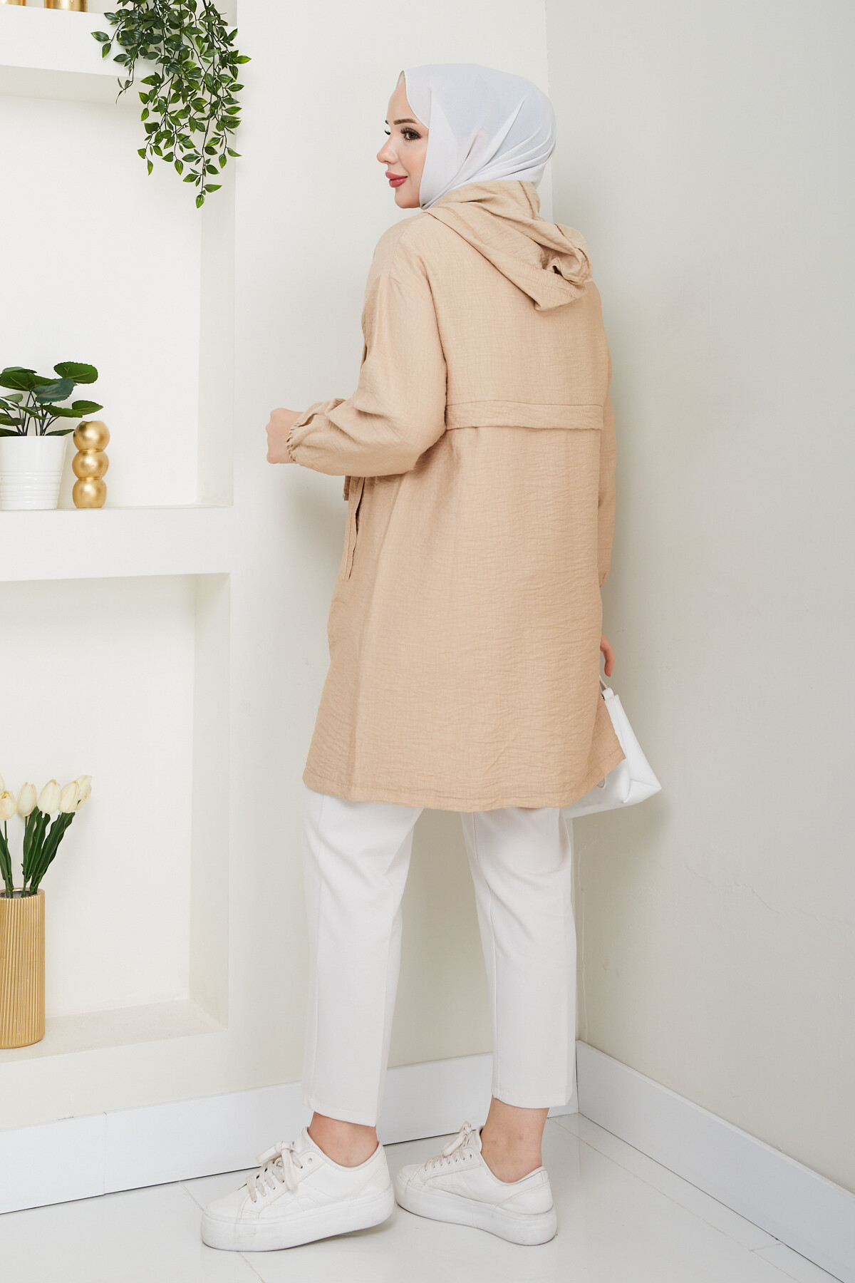 KAPŞONLU FERMUARLI KAP-KREM