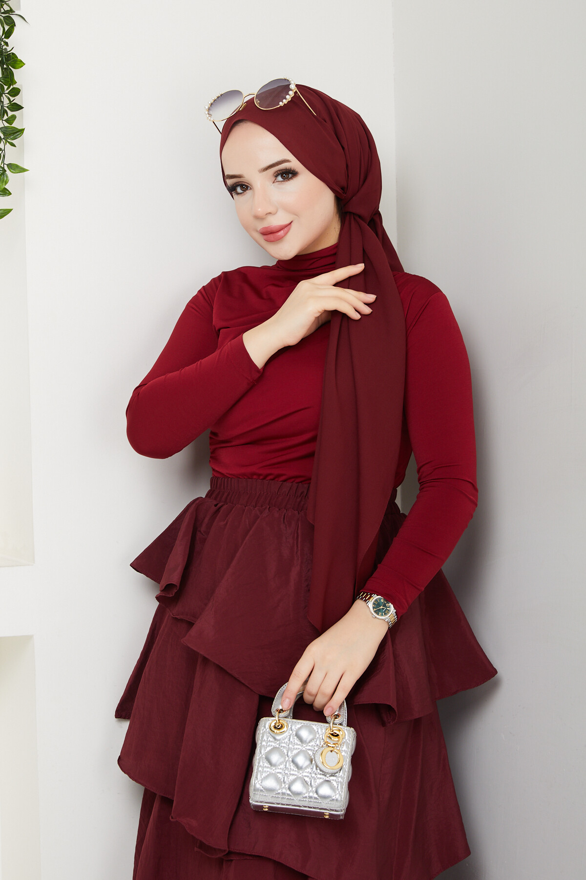 KAT KAT ETEK BÜZGÜLÜ BLUZ KOMBİN-BORDO