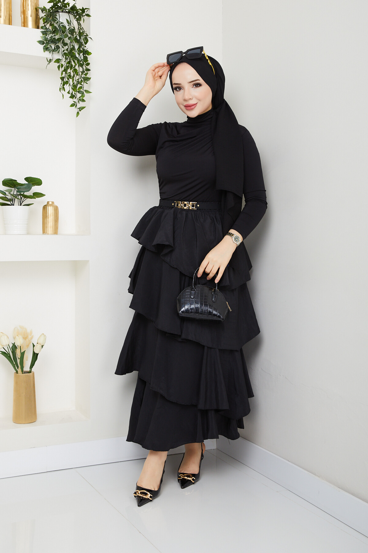 KAT KAT ETEK BÜZGÜLÜ BLUZ KOMBİN-SİYAH