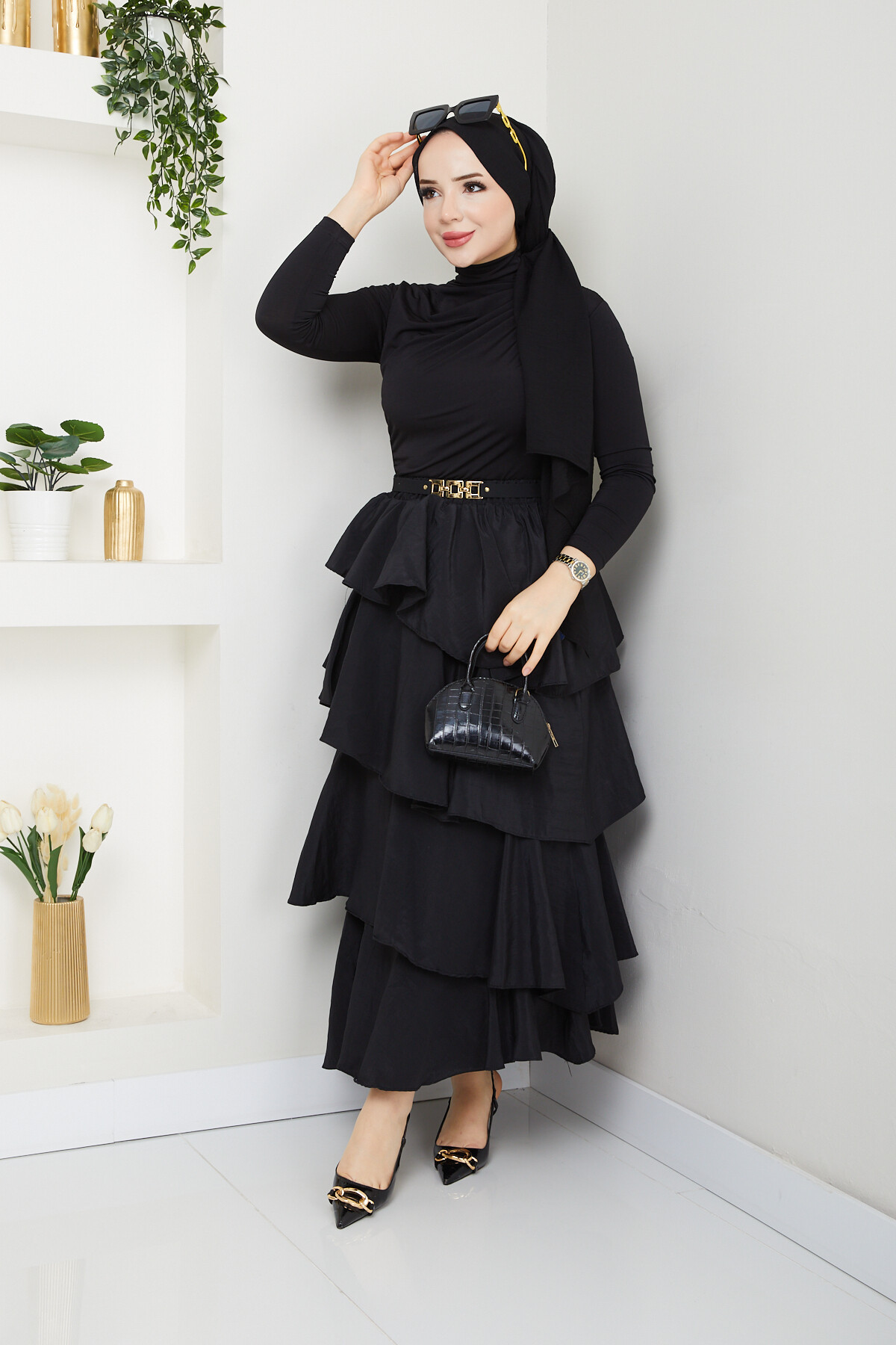 KAT KAT ETEK BÜZGÜLÜ BLUZ KOMBİN-SİYAH