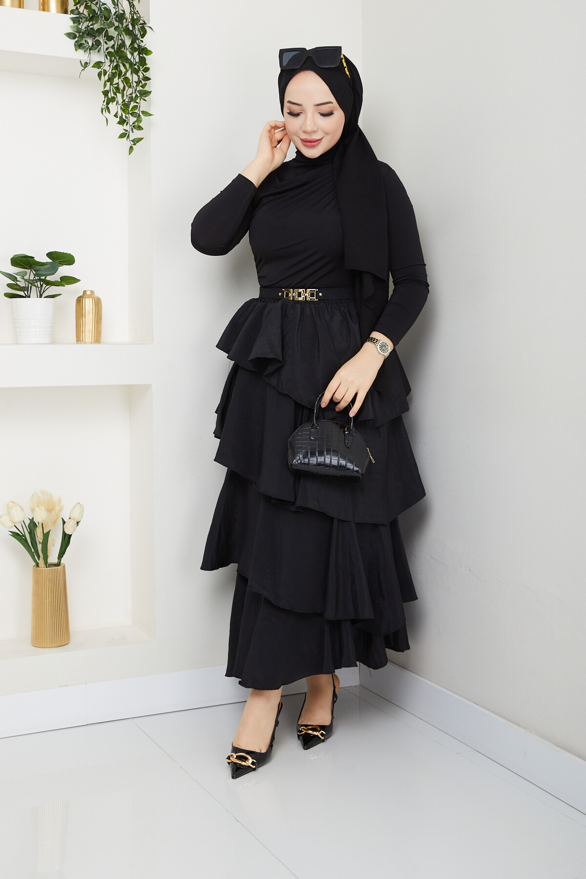 KAT KAT ETEK BÜZGÜLÜ BLUZ KOMBİN-SİYAH