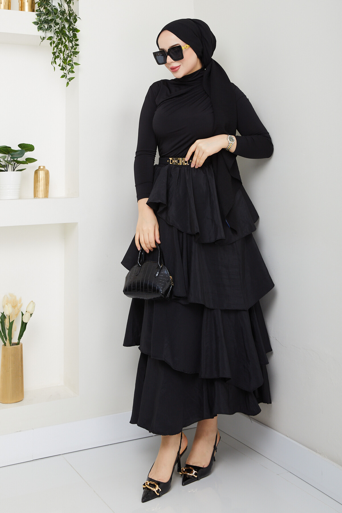 KAT KAT ETEK BÜZGÜLÜ BLUZ KOMBİN-SİYAH