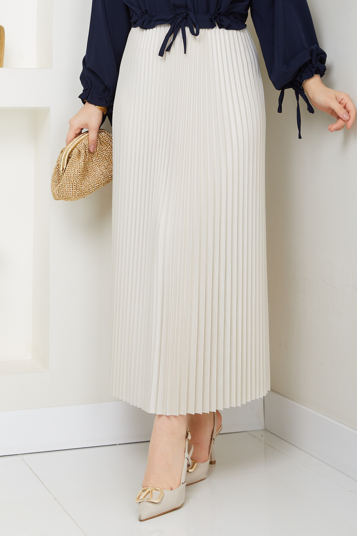 KELEBEK BROŞ BLUZ ETEK KOMBİN - LACİVERT