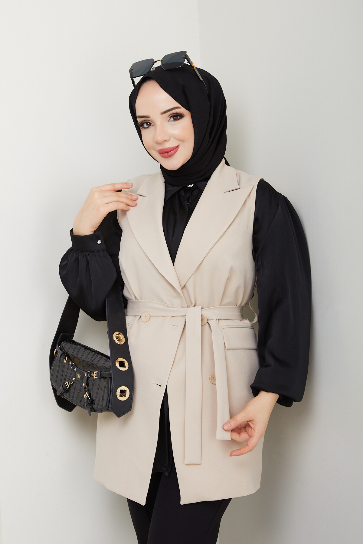 KEMERLİ DUBLE YELEK - KREM