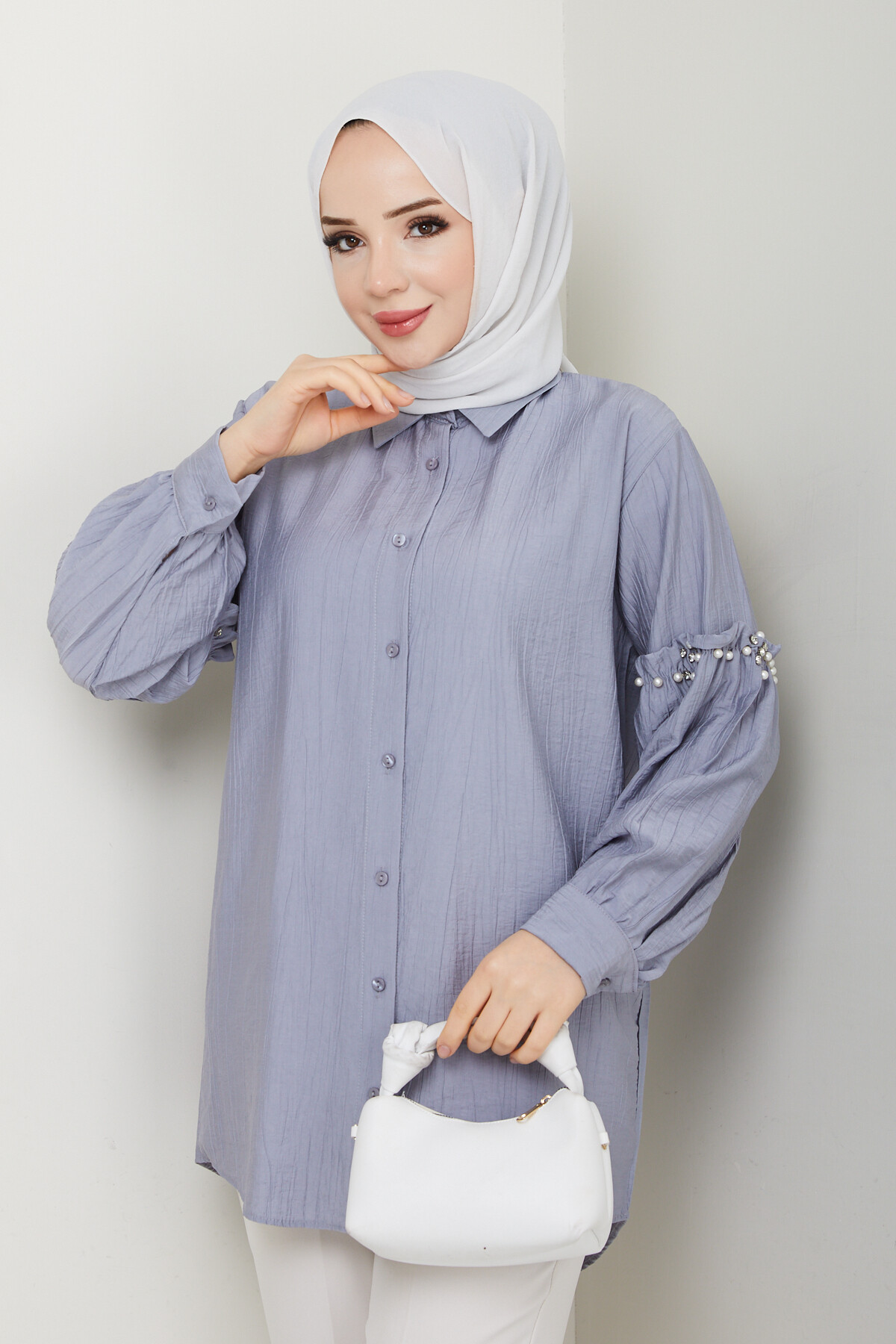 KOL İNCİ DETAYLI GÖMLEK-GRİ