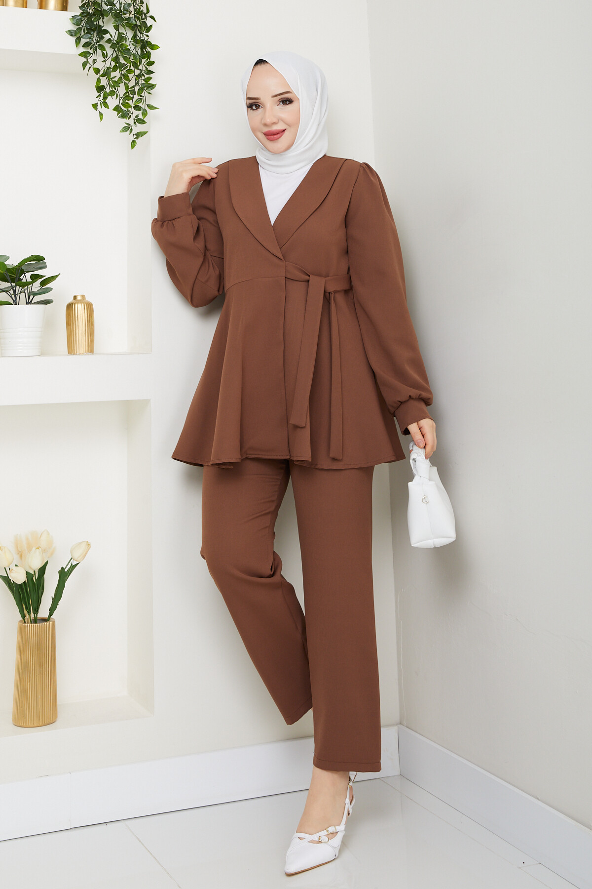 KUŞAK DETAY CEKETLİ TAKIM - KAHVE