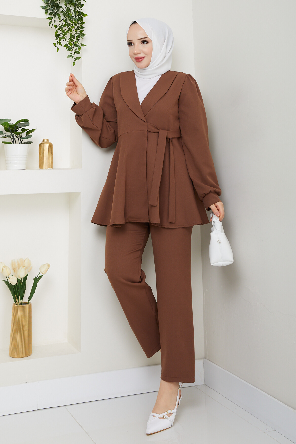 KUŞAK DETAY CEKETLİ TAKIM - KAHVE