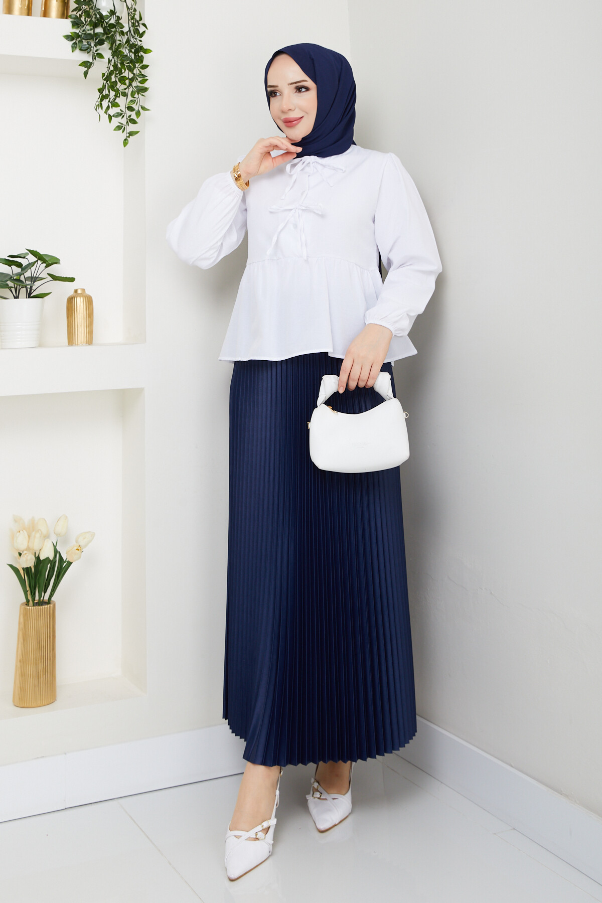 ÖN BAĞCIKLI BLUZ ETEK KOMBİN-BEYAZ