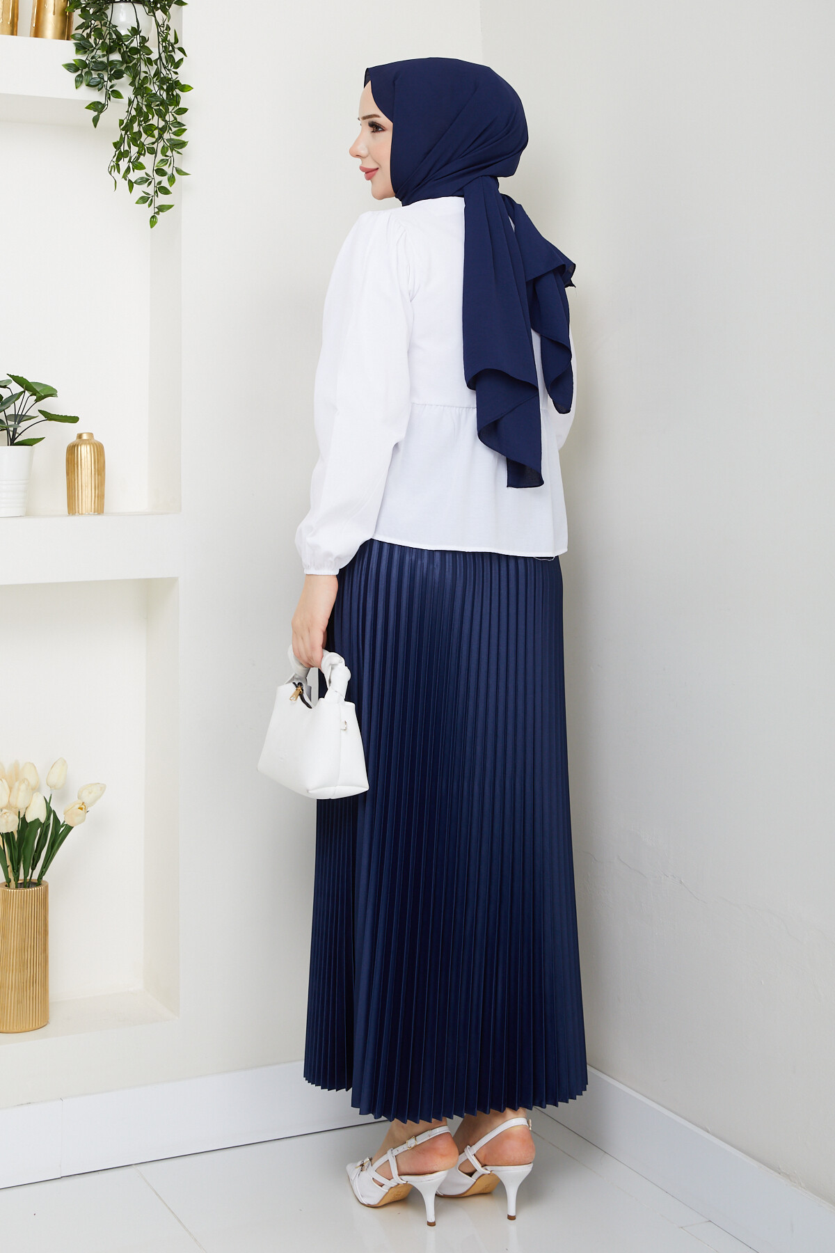 ÖN BAĞCIKLI BLUZ ETEK KOMBİN-BEYAZ