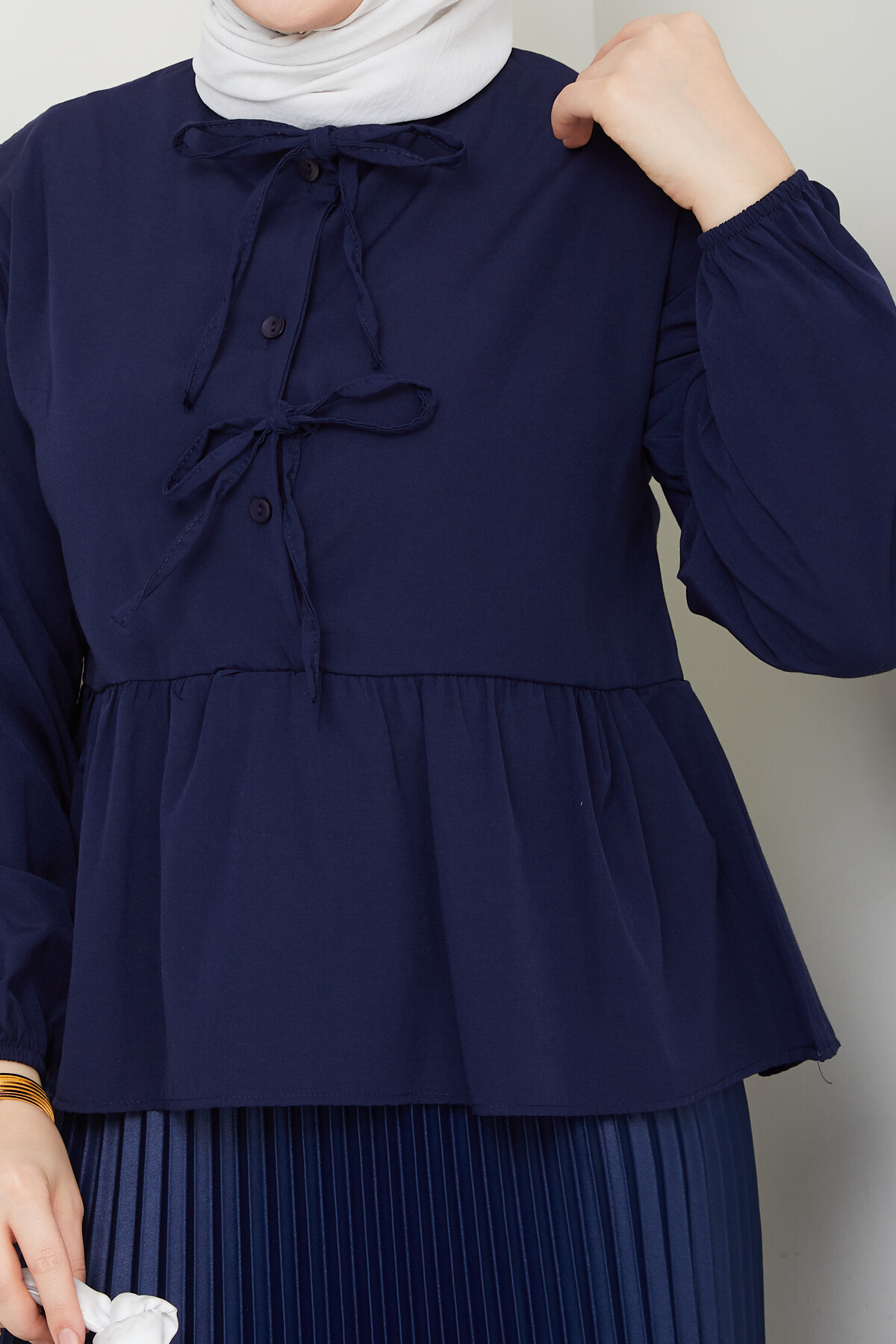 ÖN BAĞCIKLI BLUZ ETEK KOMBİN-LACİVERT