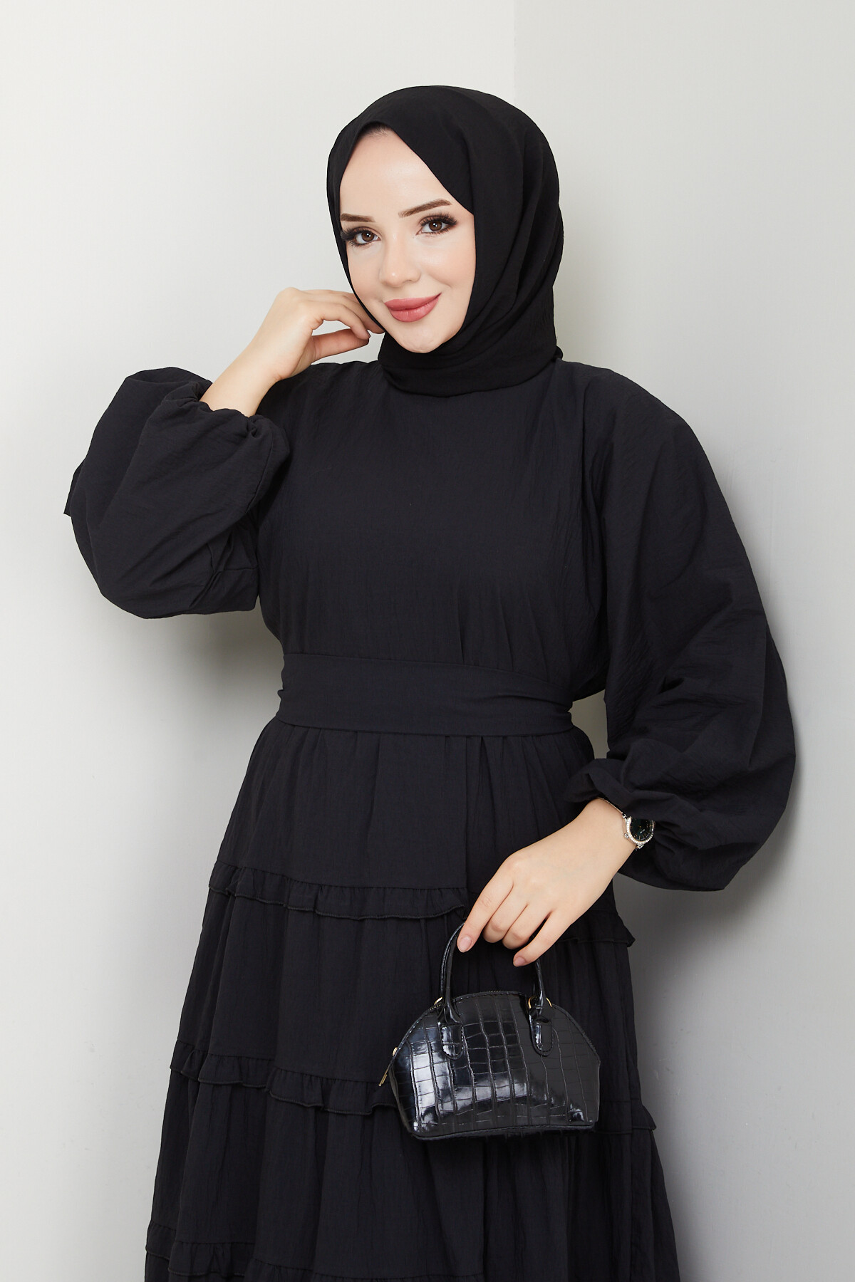 PREMIUM KAT KAT KUŞAKLI ELBİSE-SİYAH