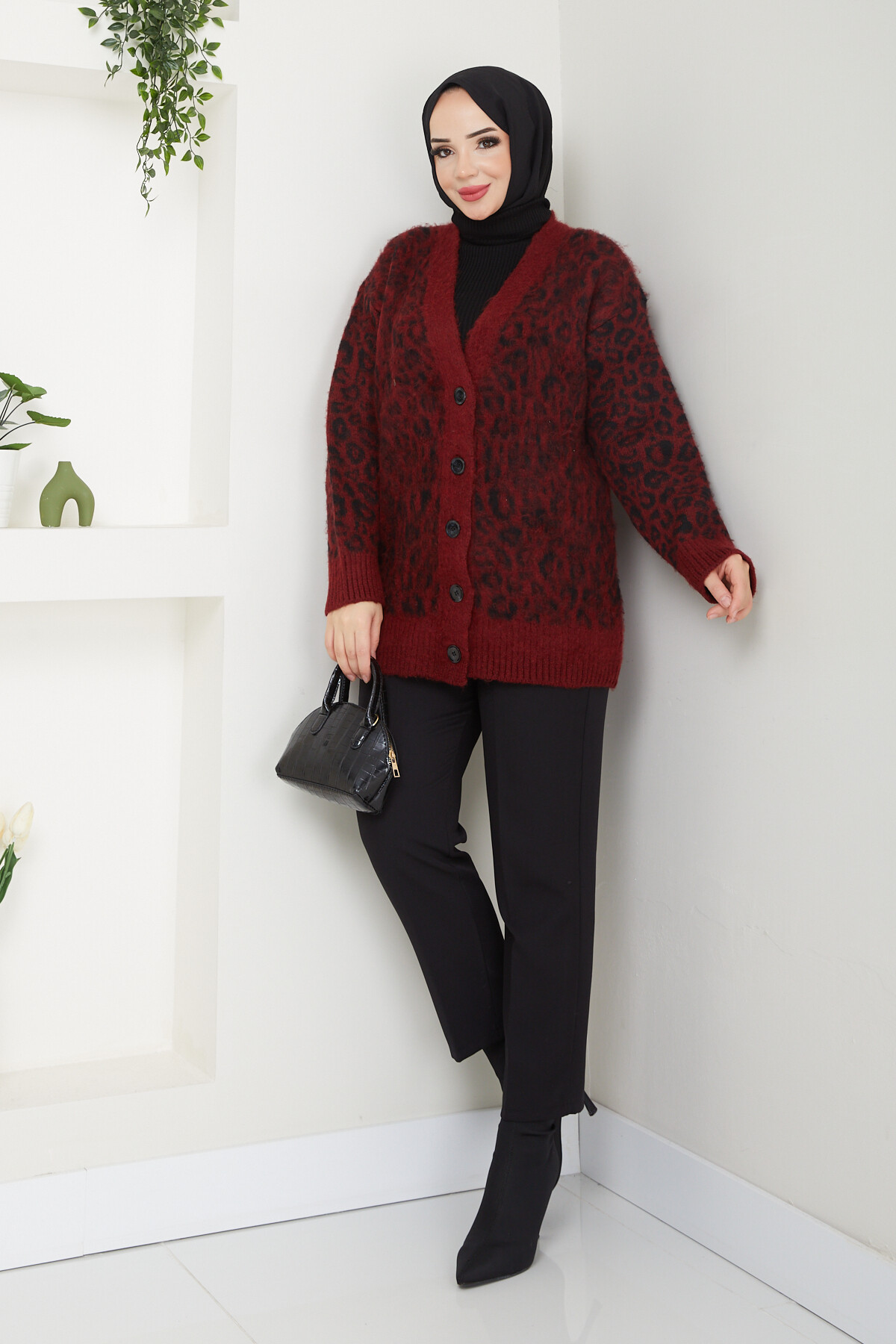 RY LEOPARLI HIRKA-BORDO