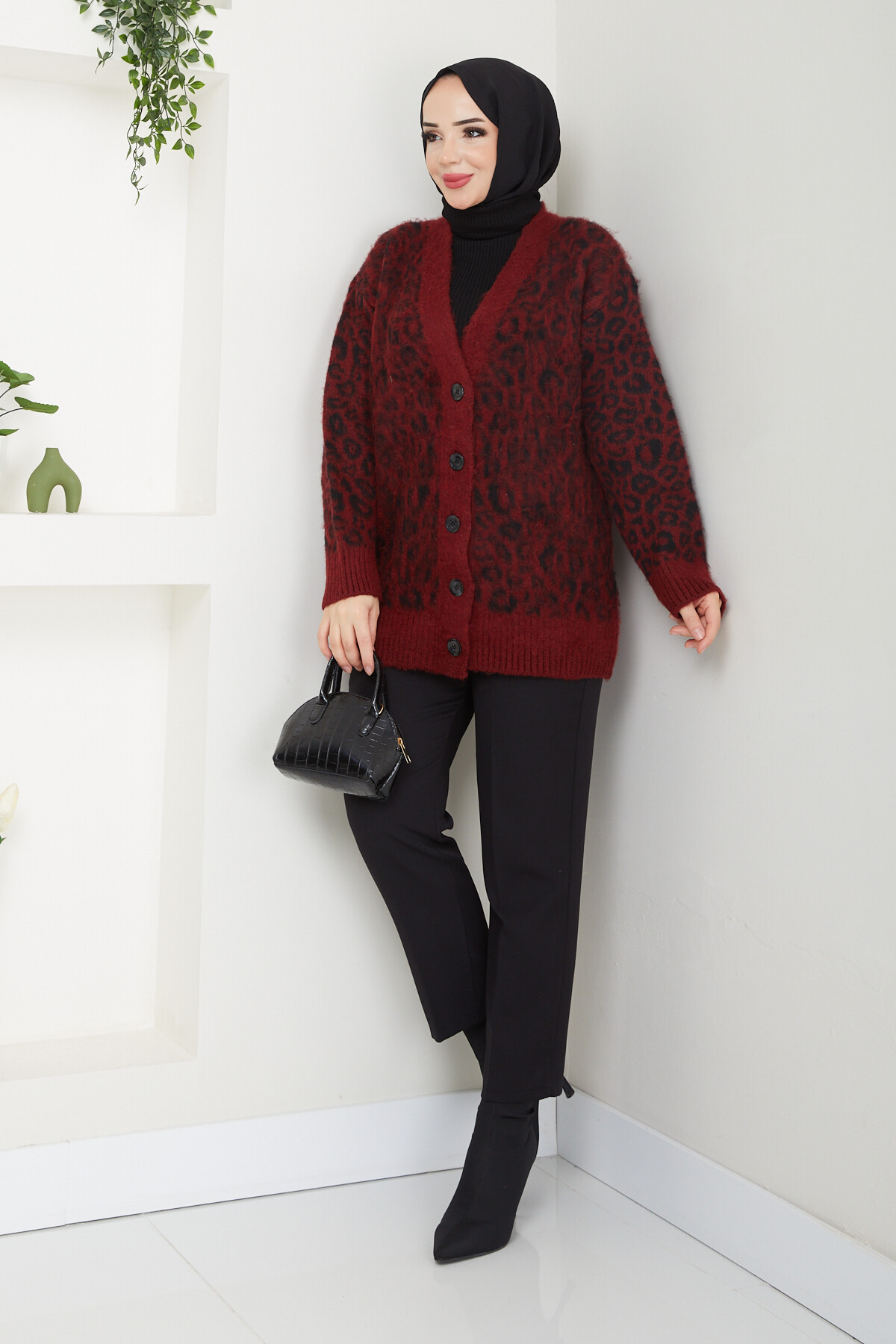 RY LEOPARLI HIRKA-BORDO