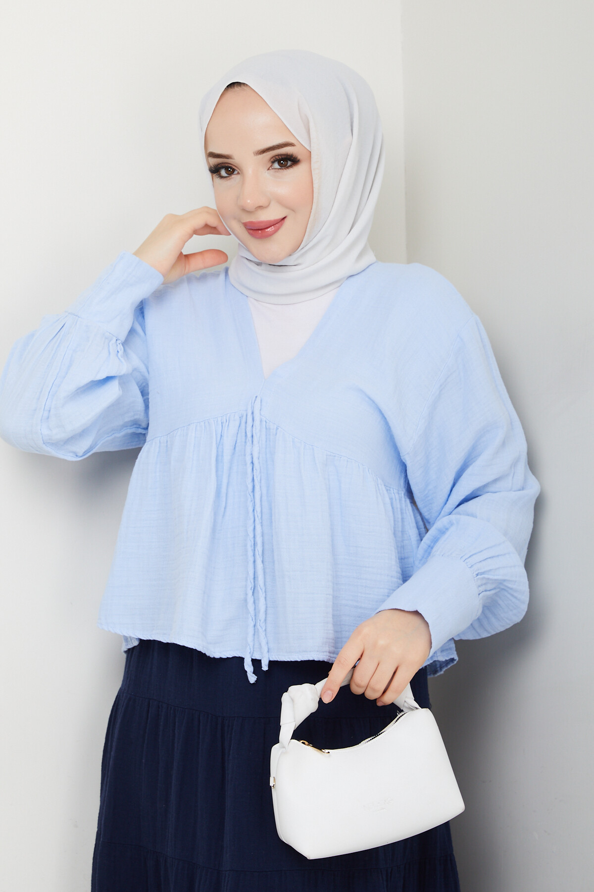 V YAKA İP DETAY BLUZ-BEBE MAVİ