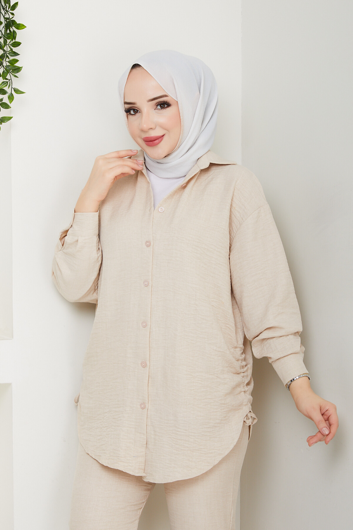 YANLARI SIKTIRMALI TAKIM-KREM