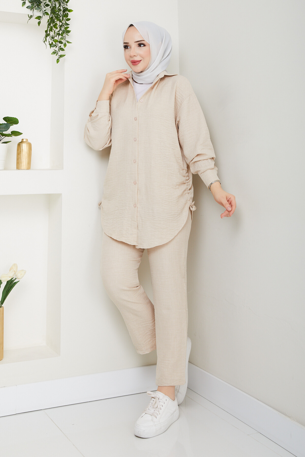 YANLARI SIKTIRMALI TAKIM-KREM